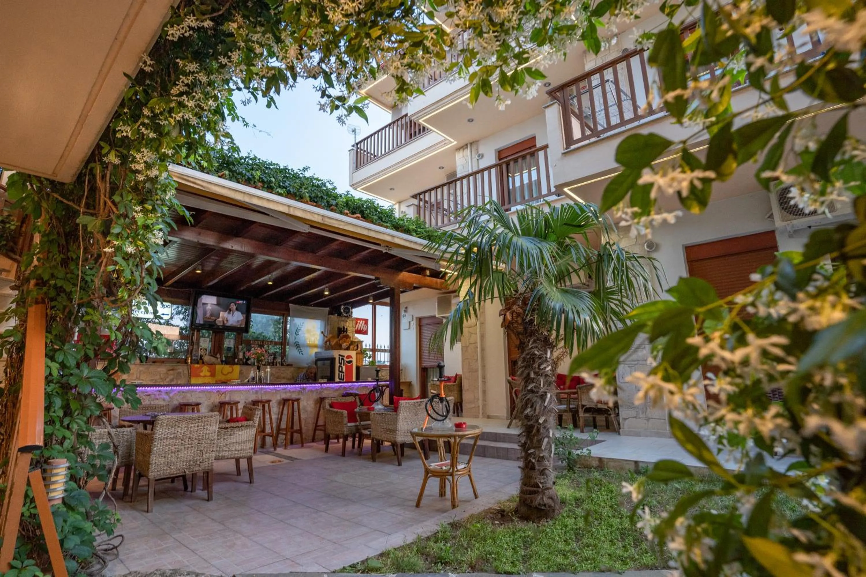 Lounge or bar in Erifili Kallithea