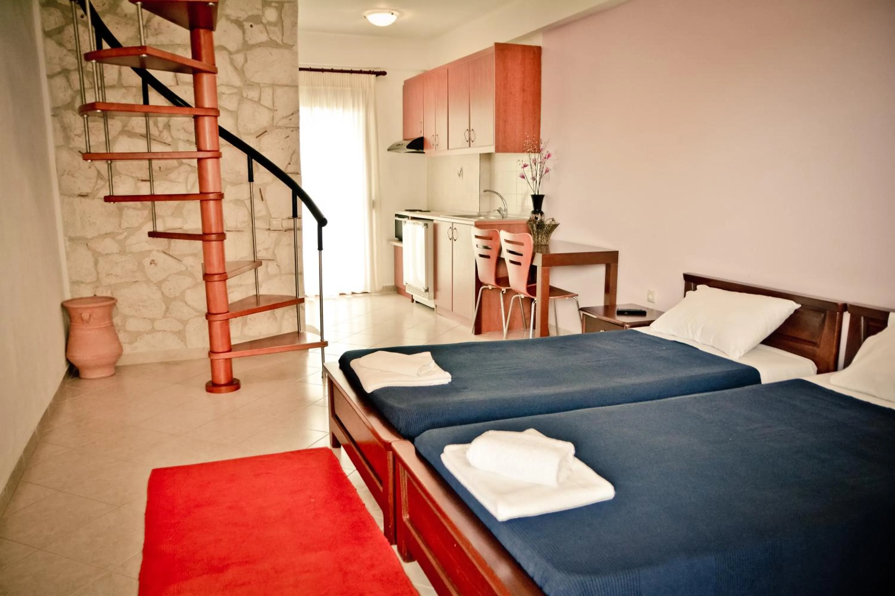 Bed in Erifili Kallithea