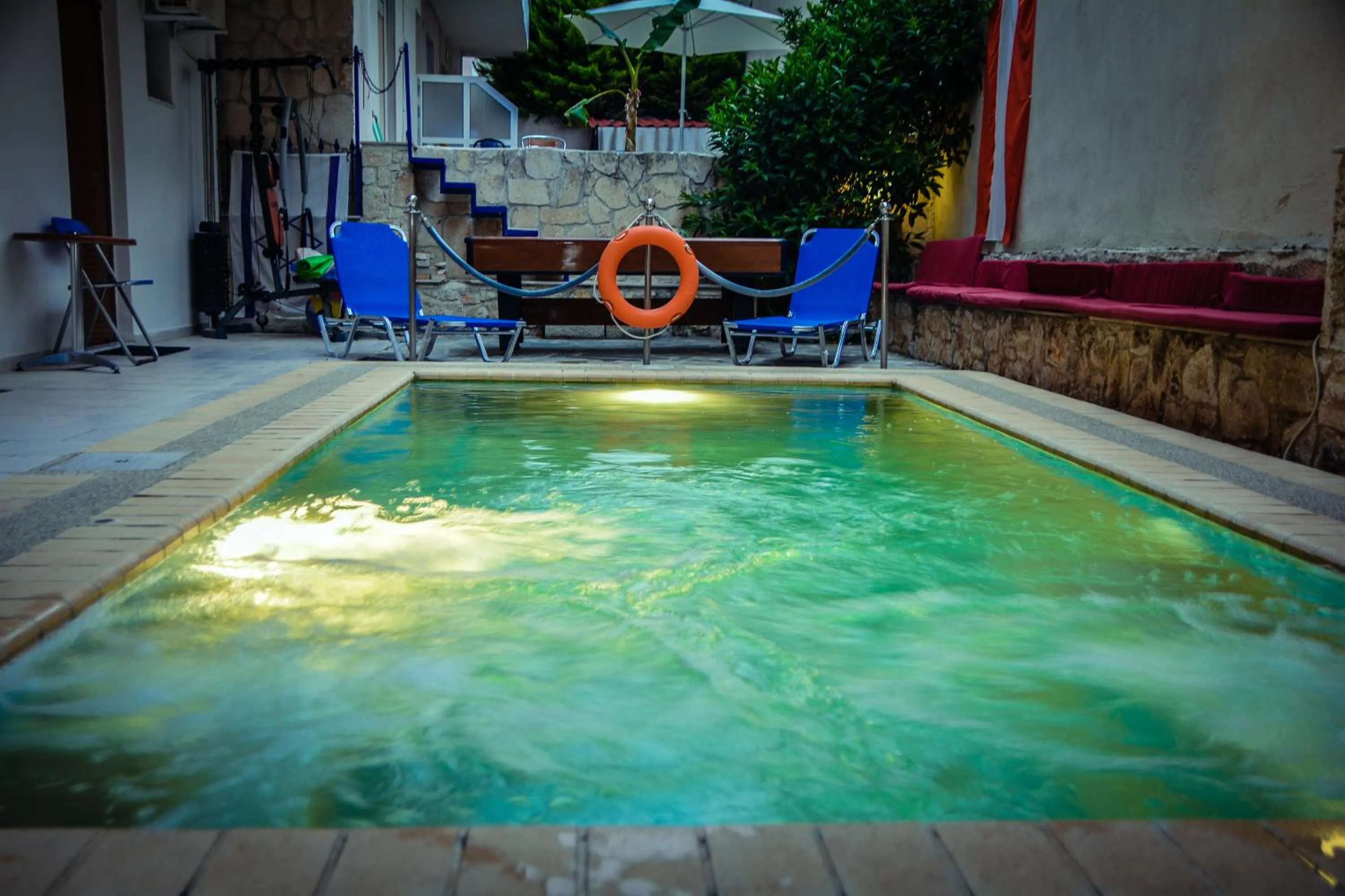 Hot Tub in Erifili Kallithea