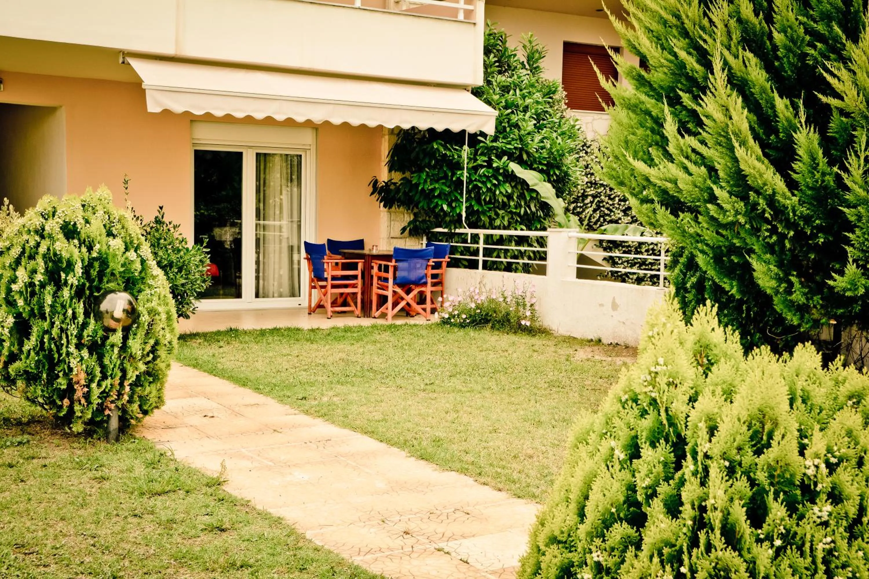 Garden in Erifili Kallithea