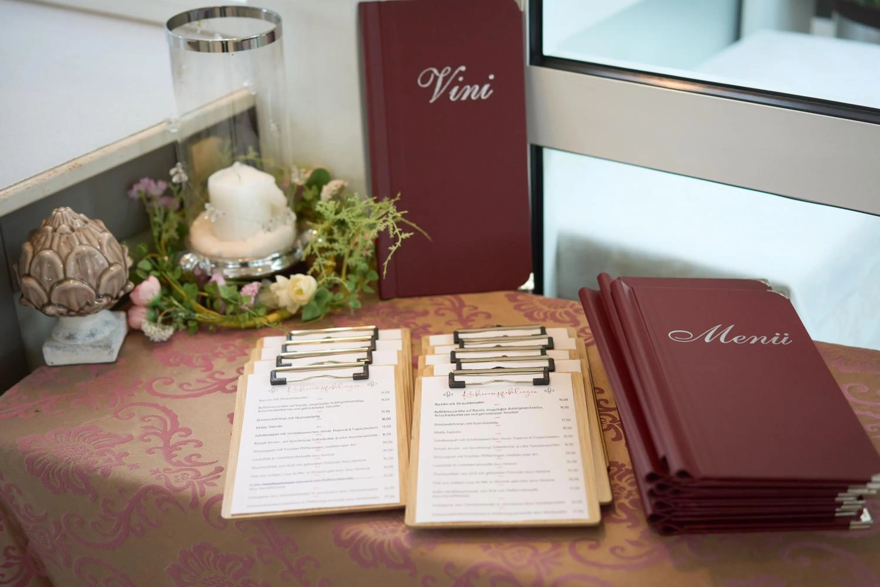 Restaurant/places to eat in eXo Individual Hotel Waghäuseler Hof