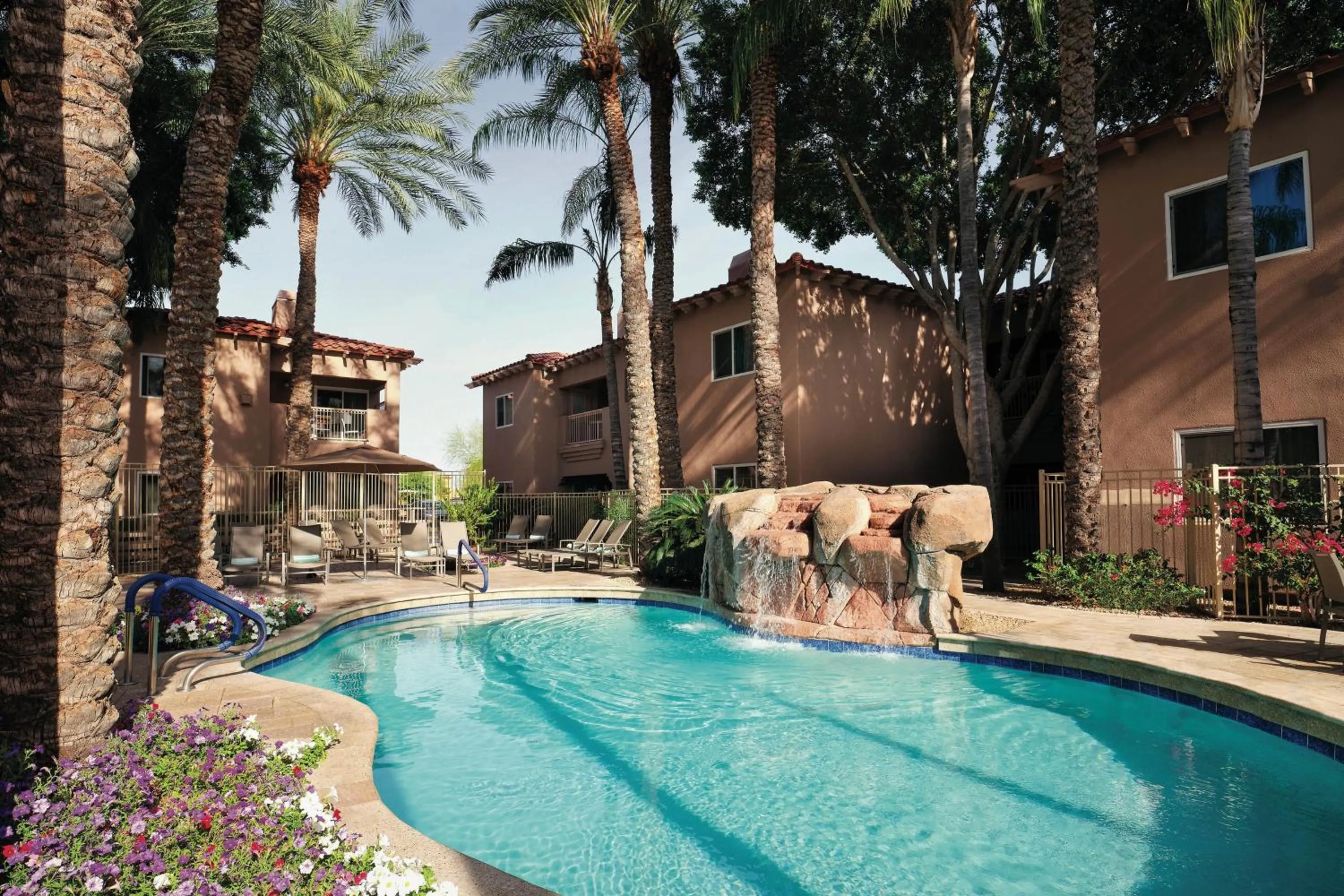 Swimming pool in Sheraton Desert Oasis Villas, Scottsdale
