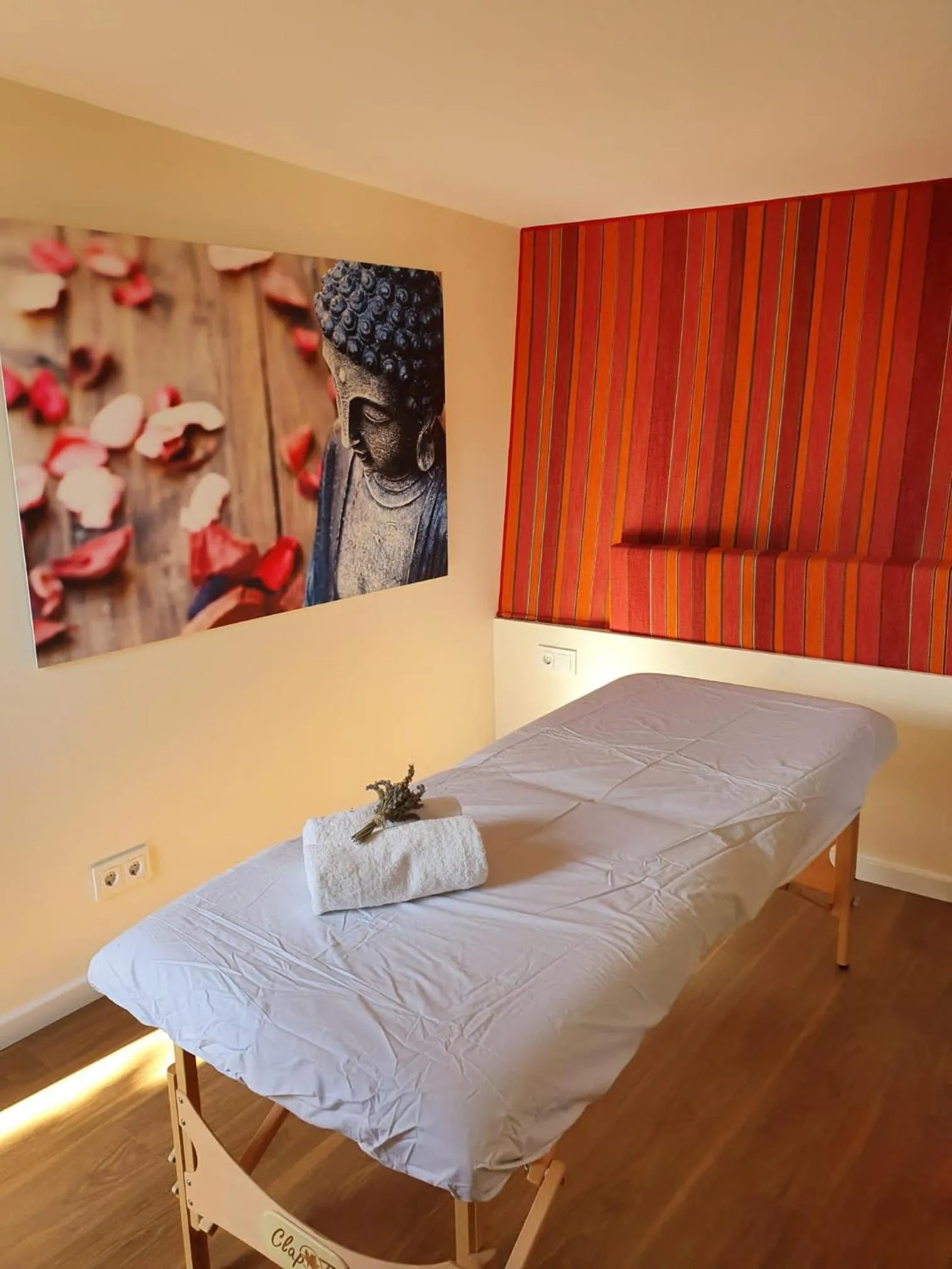 Massage, Bed in Hotel & Restaurant Jardi d'Artà