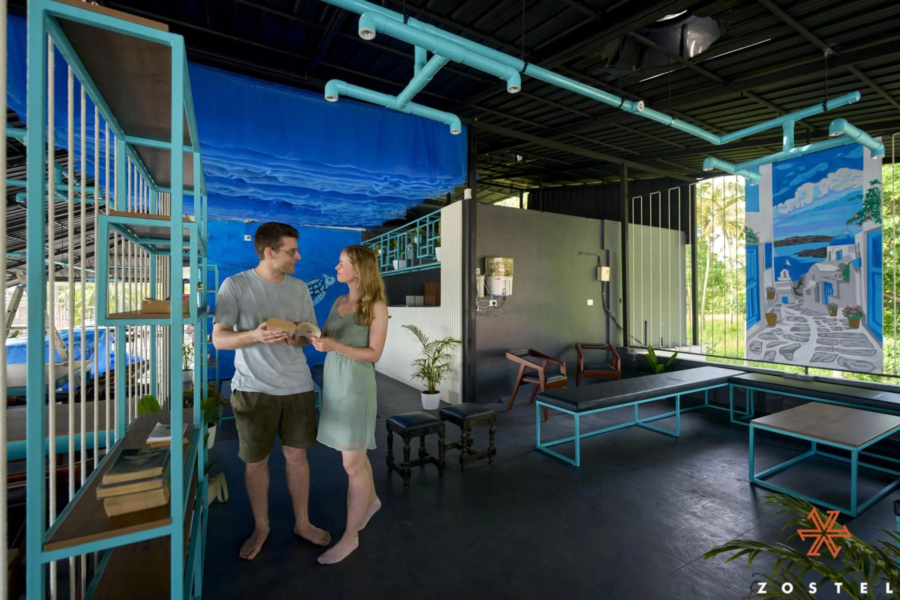 Communal lounge/ TV room in Zostel Varkala