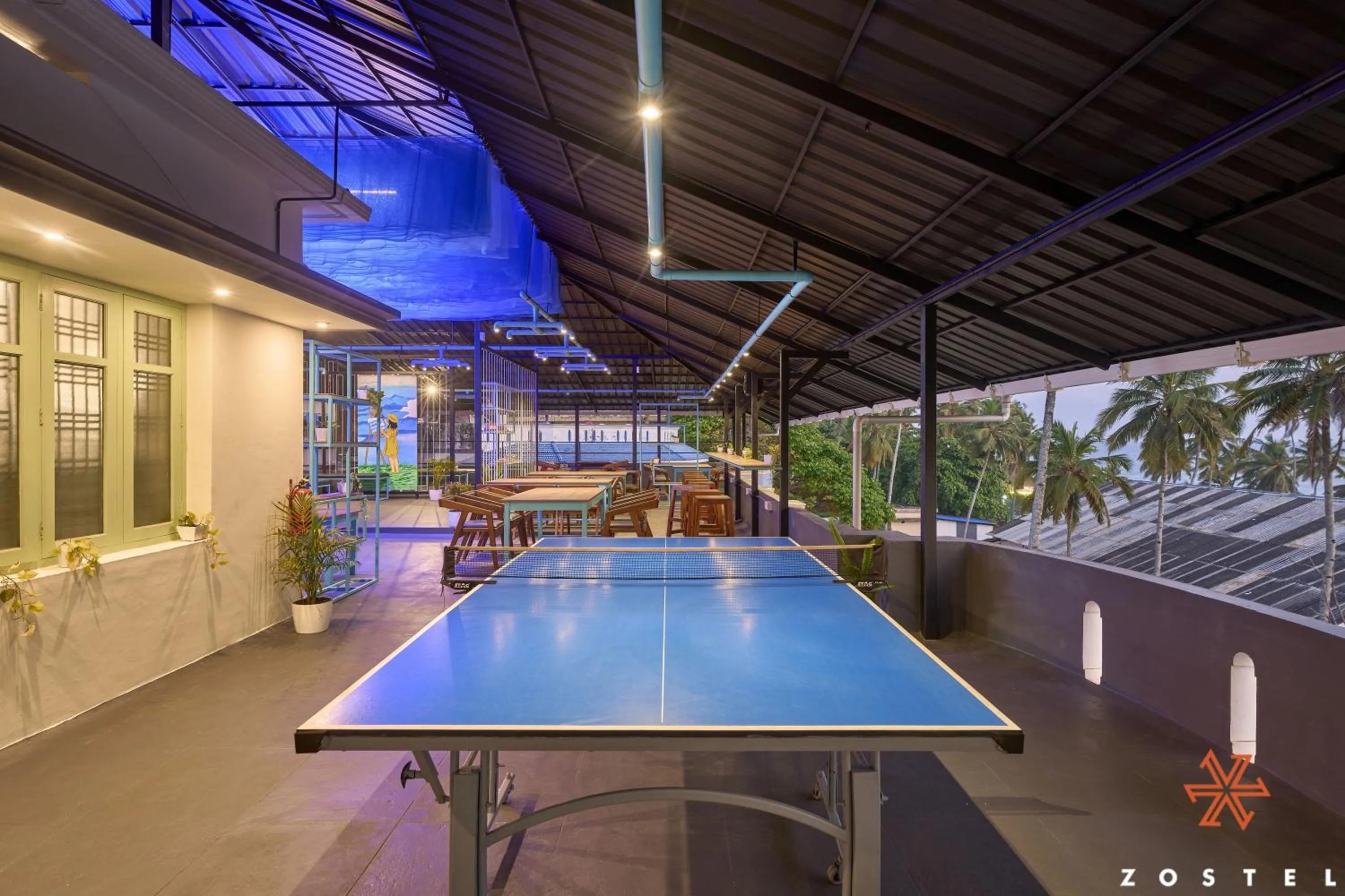 Table tennis in Zostel Varkala