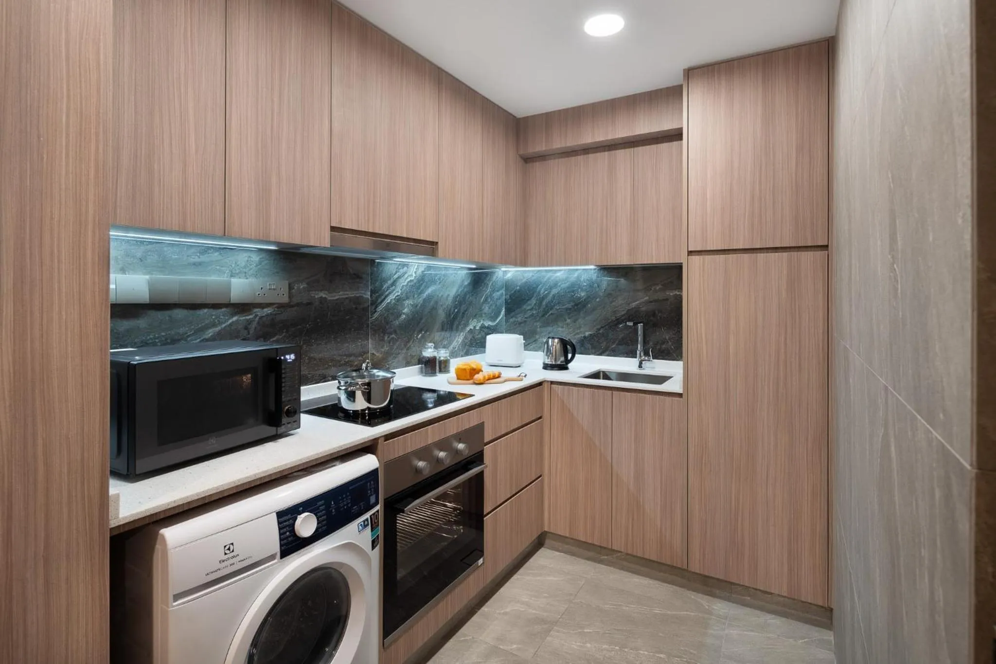 Kitchen or kitchenette in Park Avenue Clemenceau