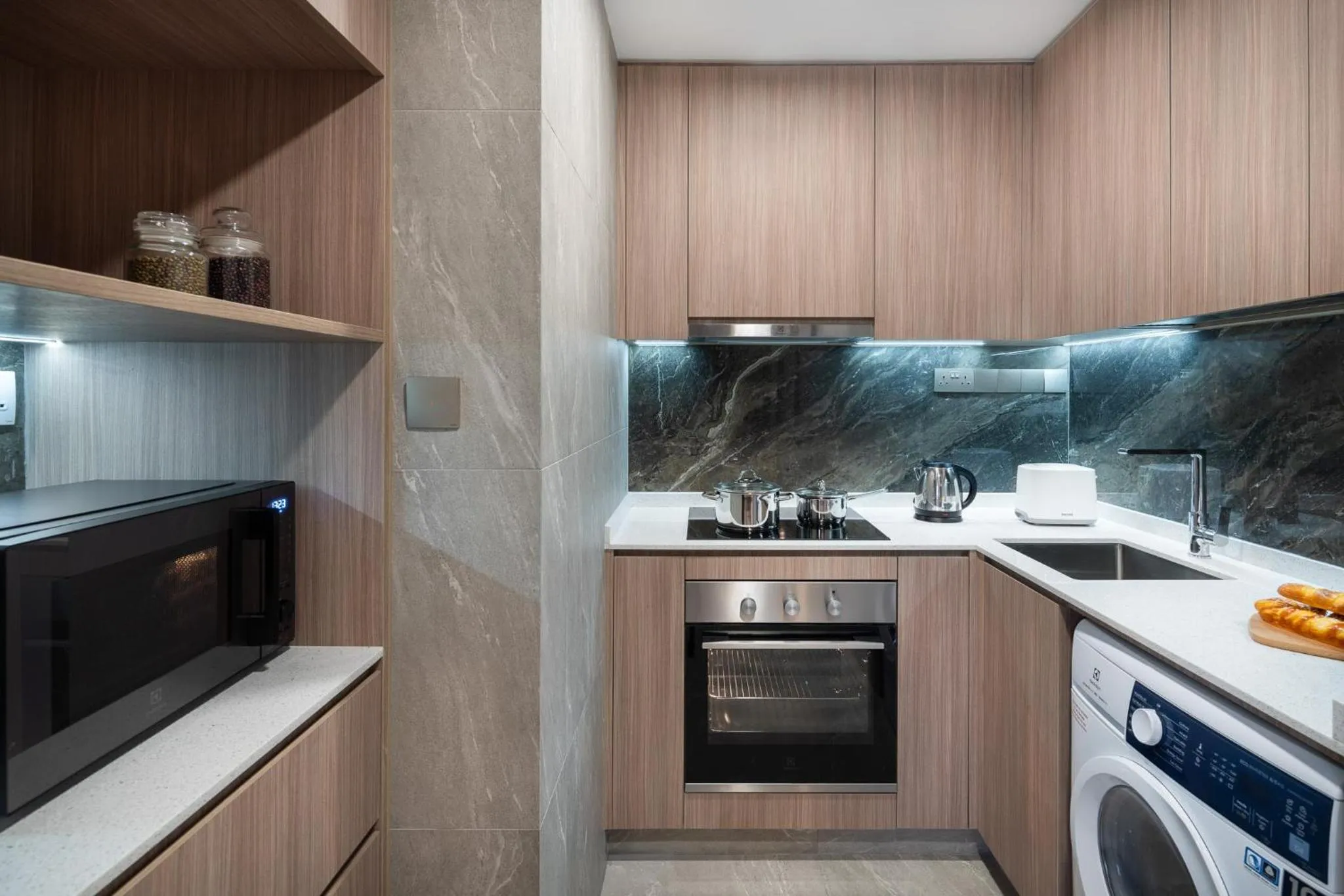 Kitchen or kitchenette in Park Avenue Clemenceau