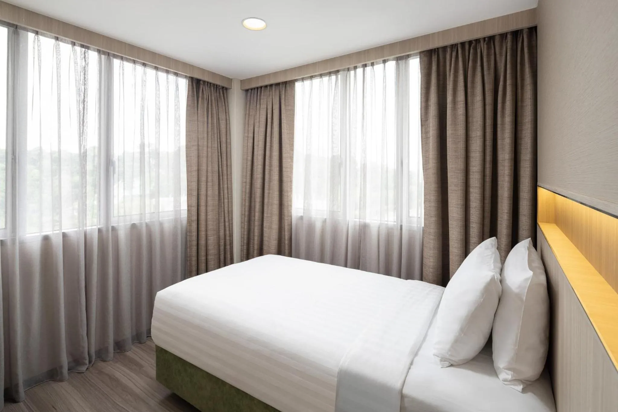 Bed in Park Avenue Clemenceau