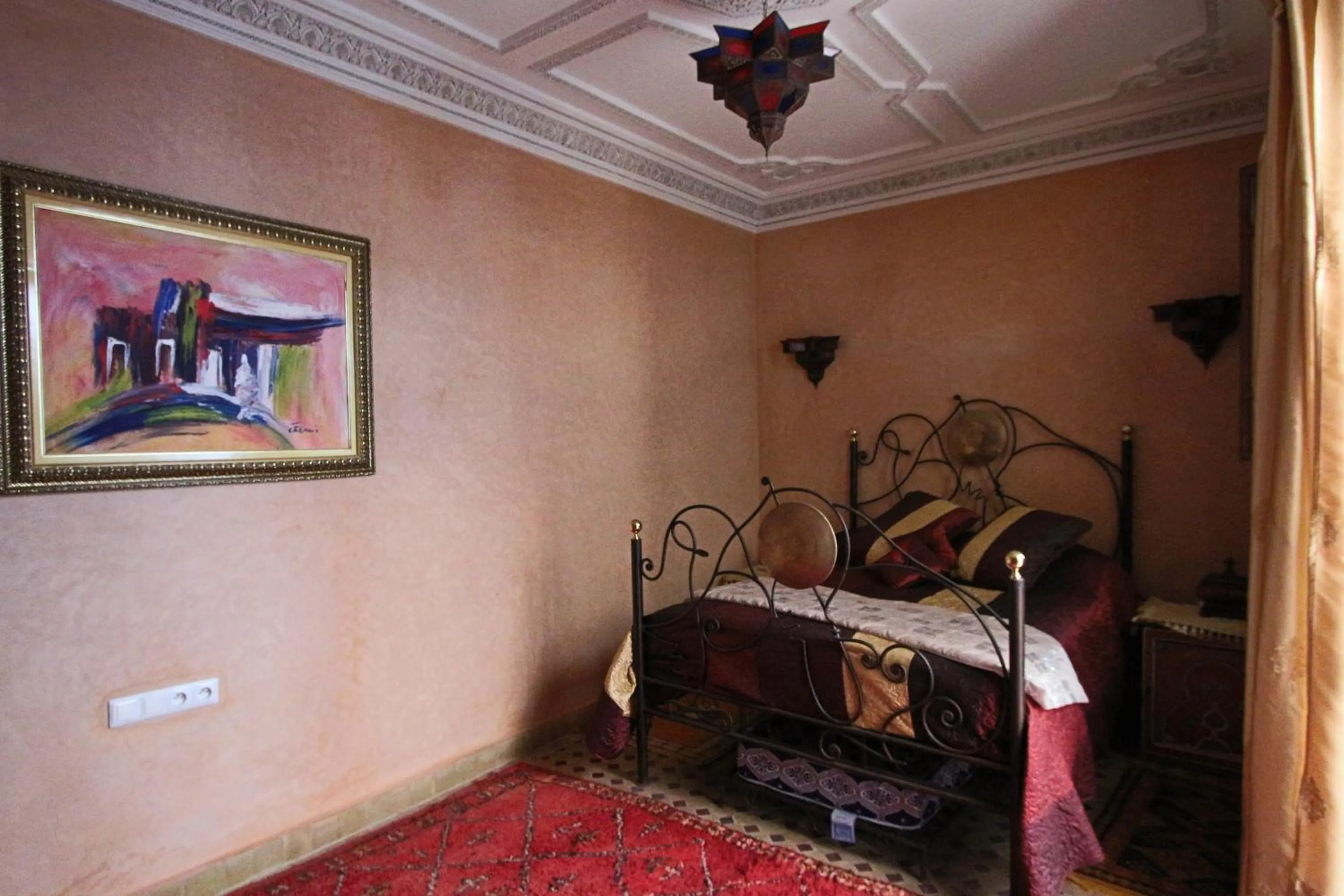 Photo of the whole room in RIAD MAKENE MOUCHKILL