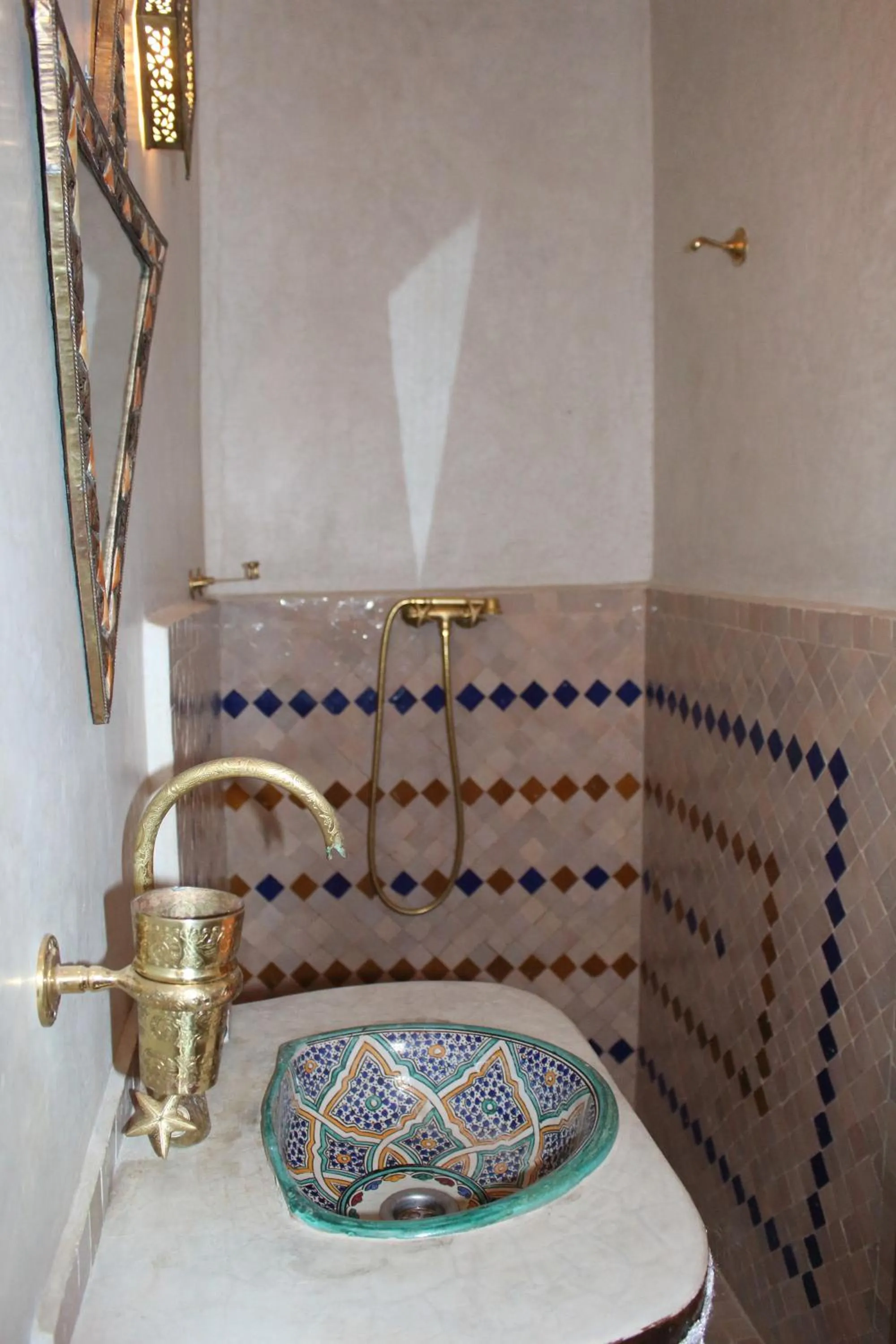 Bathroom in RIAD MAKENE MOUCHKILL