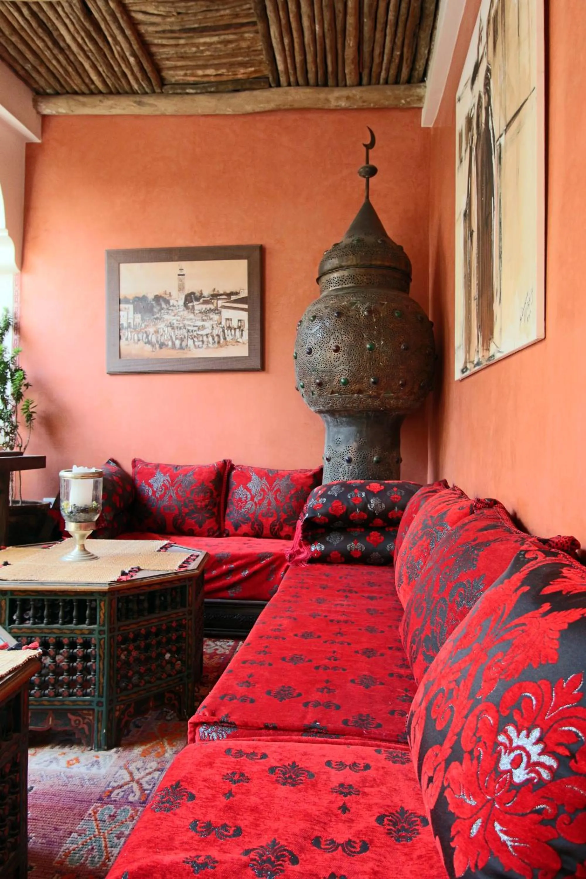 Living room in RIAD MAKENE MOUCHKILL
