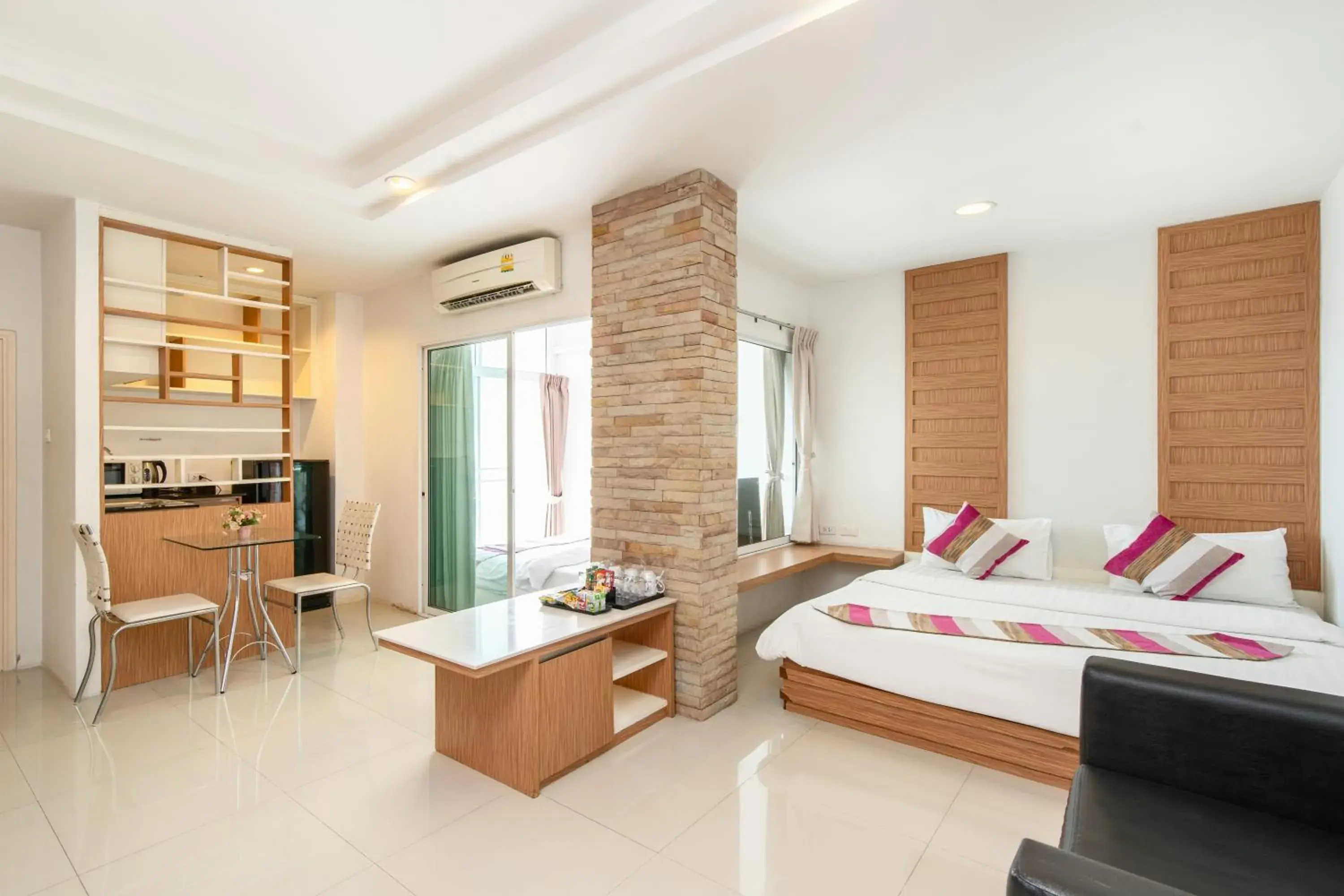 Two-Bedroom Suite in Riski Residence Ngamwongwan Two-Bedroom Suite in Riski Residence Ngamwongwan