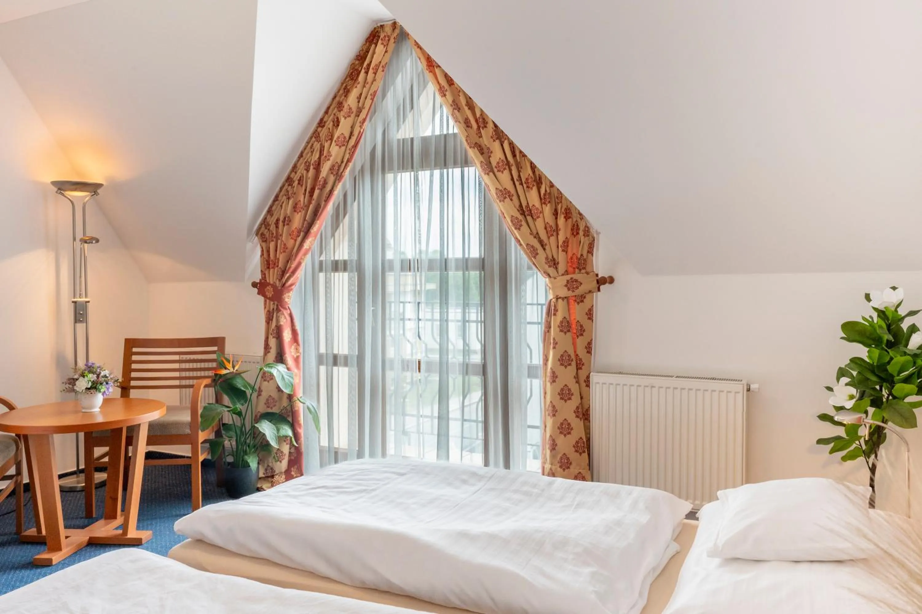 Bed in Hotel Krajka****