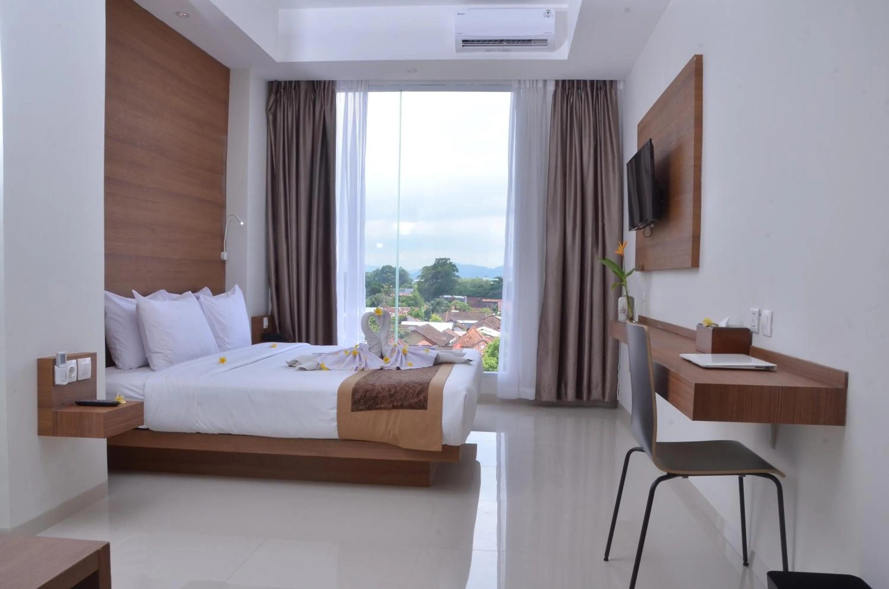Bedroom in Sunwood Hotel Arianz Mataram