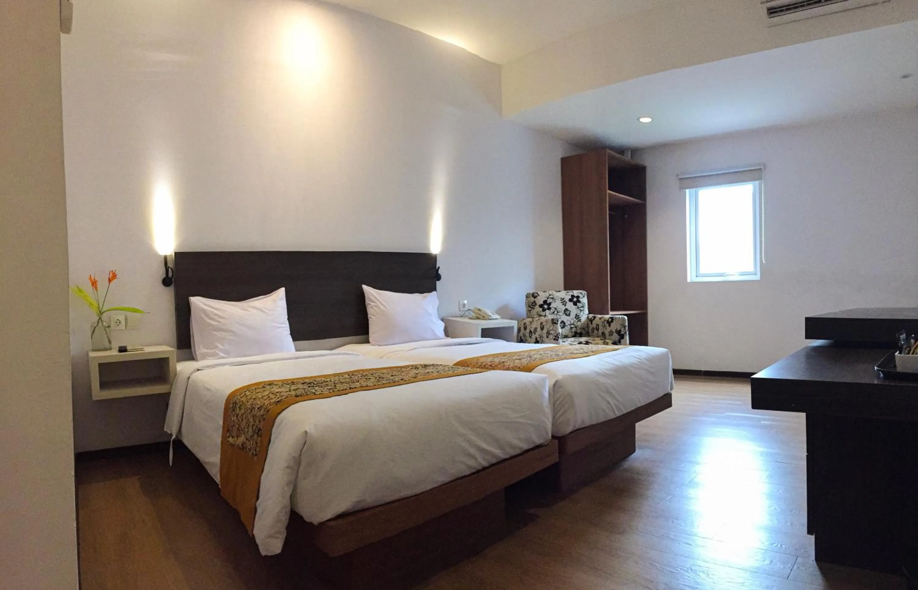 Bedroom in Sunwood Hotel Arianz Mataram
