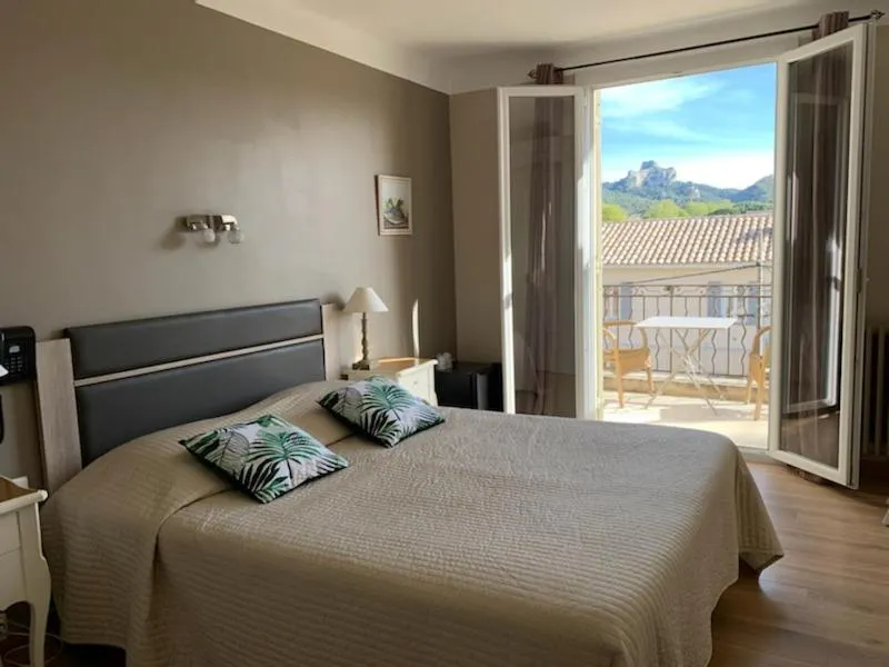 Balcony/Terrace, Bed in Le Castelet des Alpilles