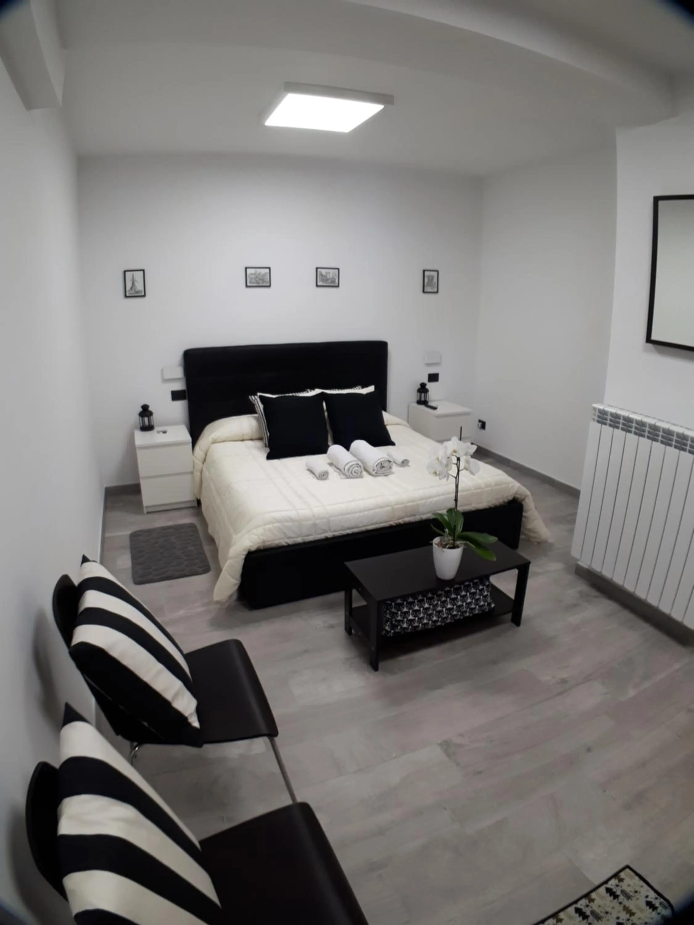 Staff, Bed in Bed and Breakfast La Palanzana