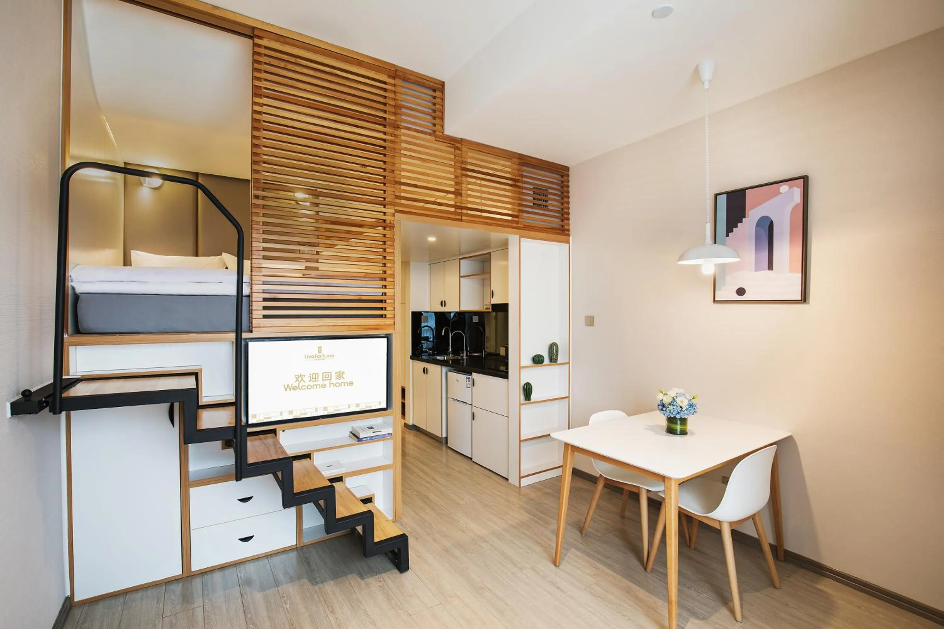 bunk bed in Livefortuna Hotel