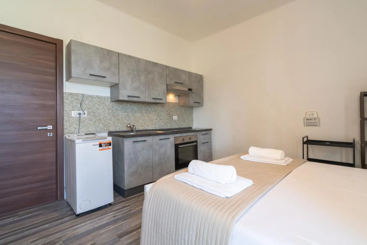 Bed in Galleria Del Reno