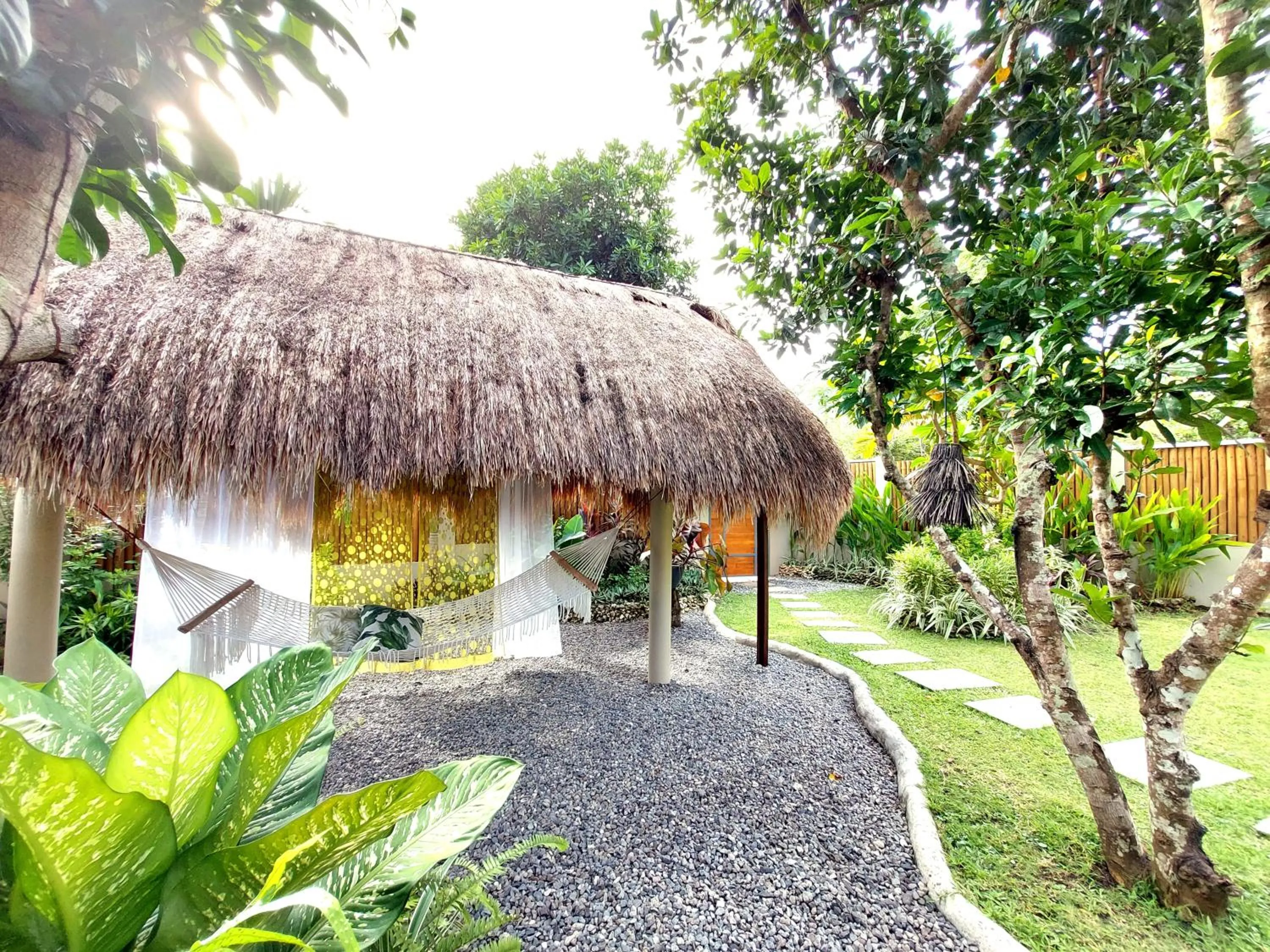 Halamanan Residences