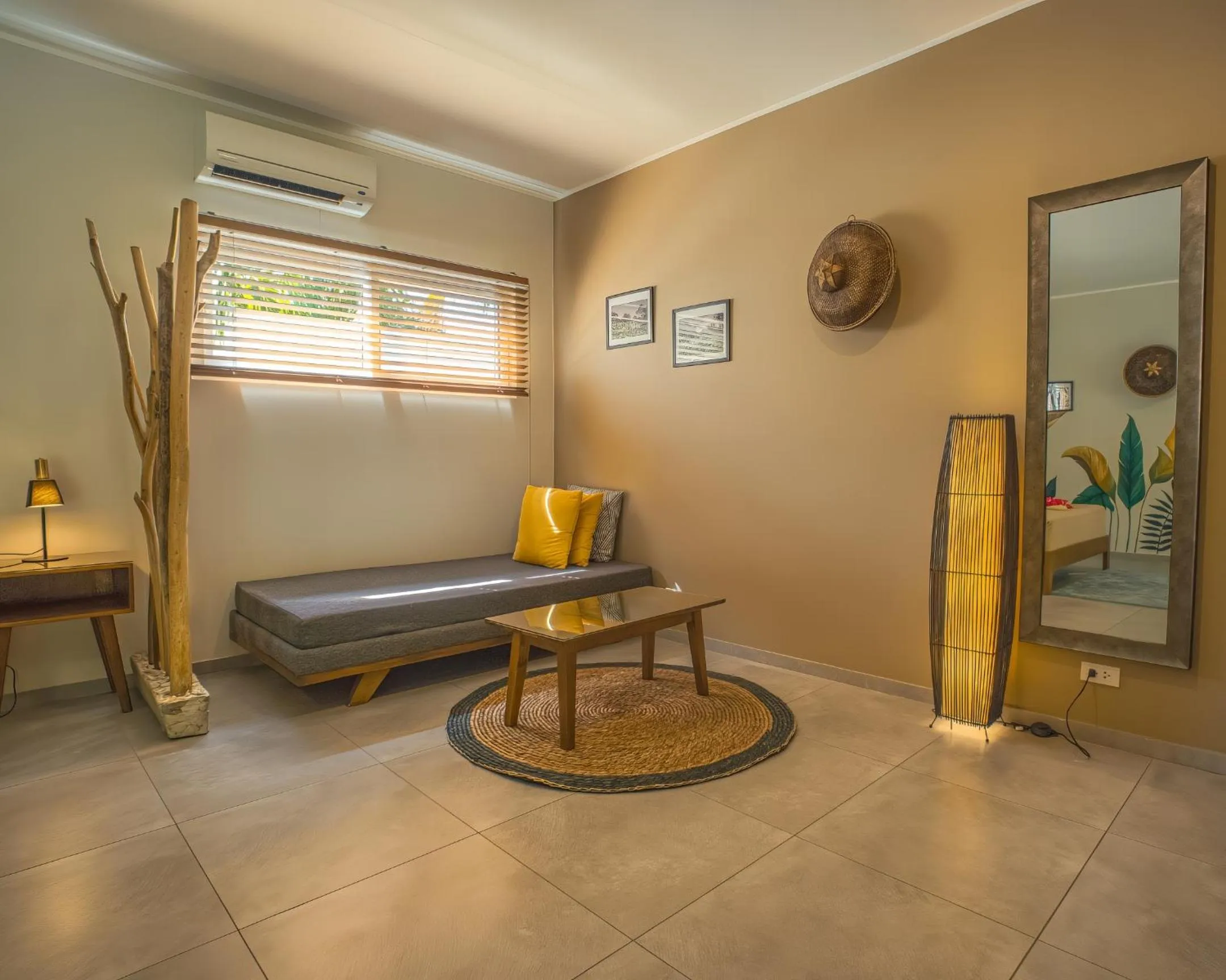 Halamanan Residences