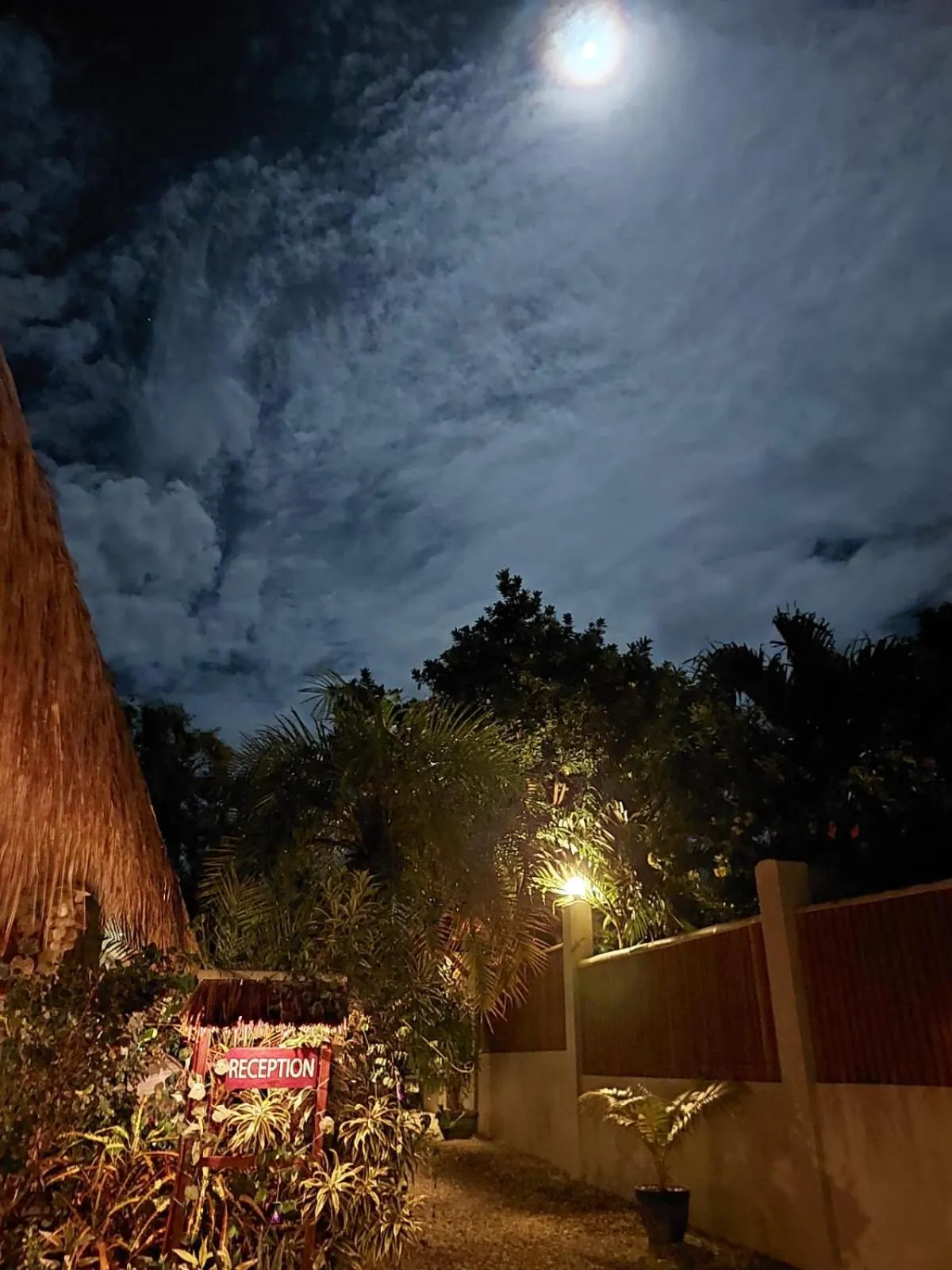 Halamanan Residences