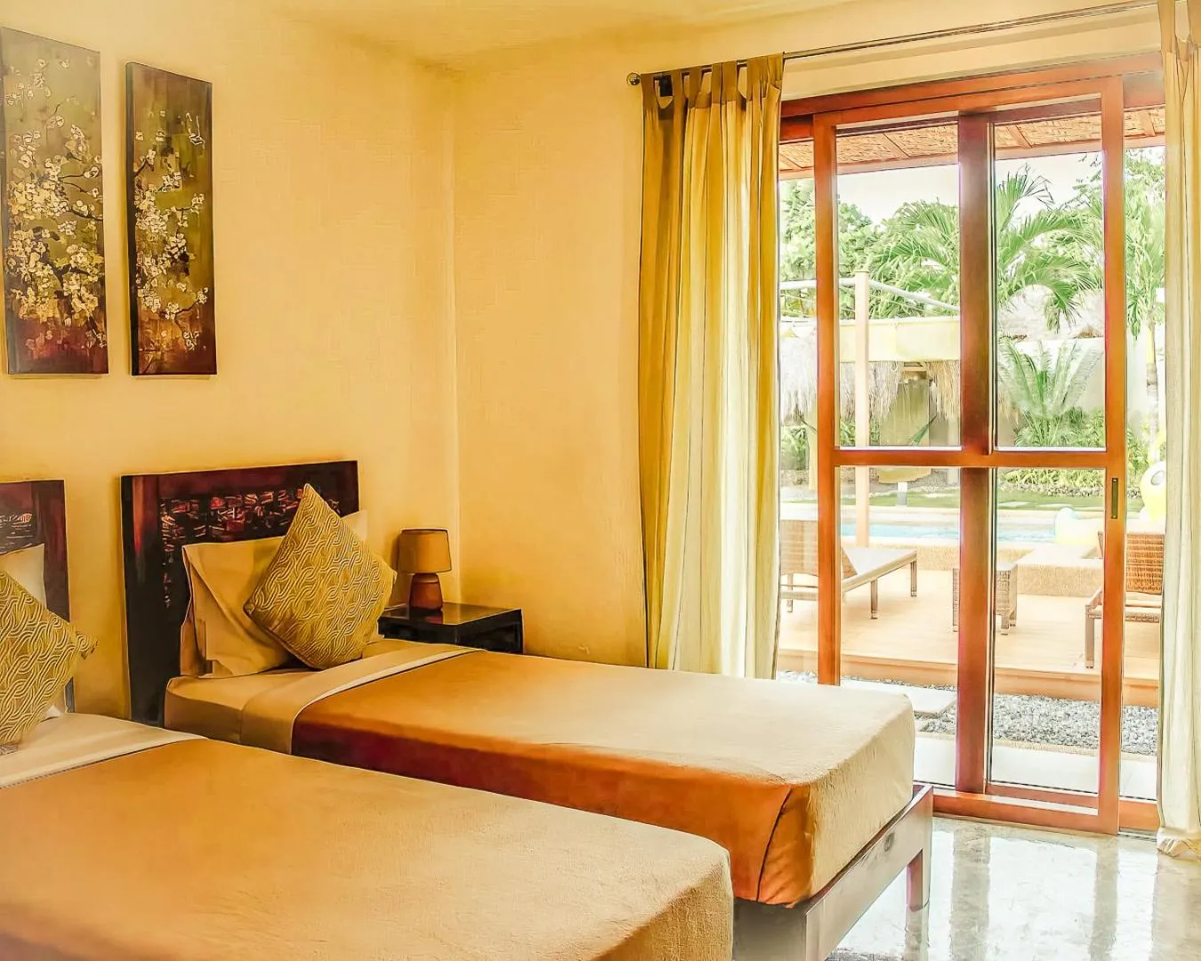 Bed in Halamanan Residences