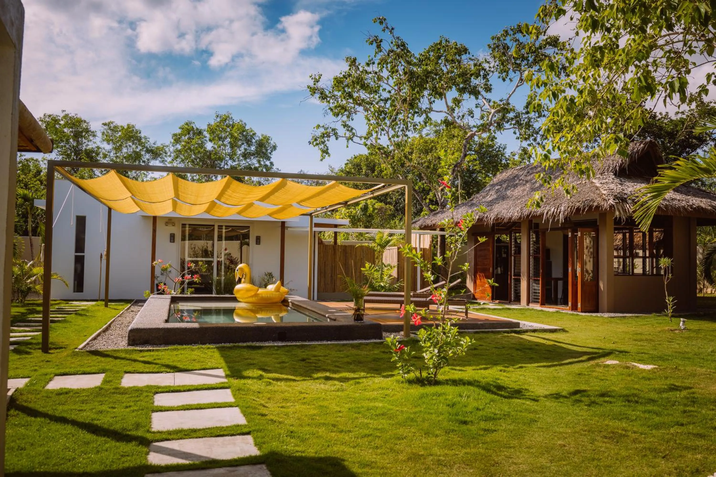 Garden view in Halamanan Residences