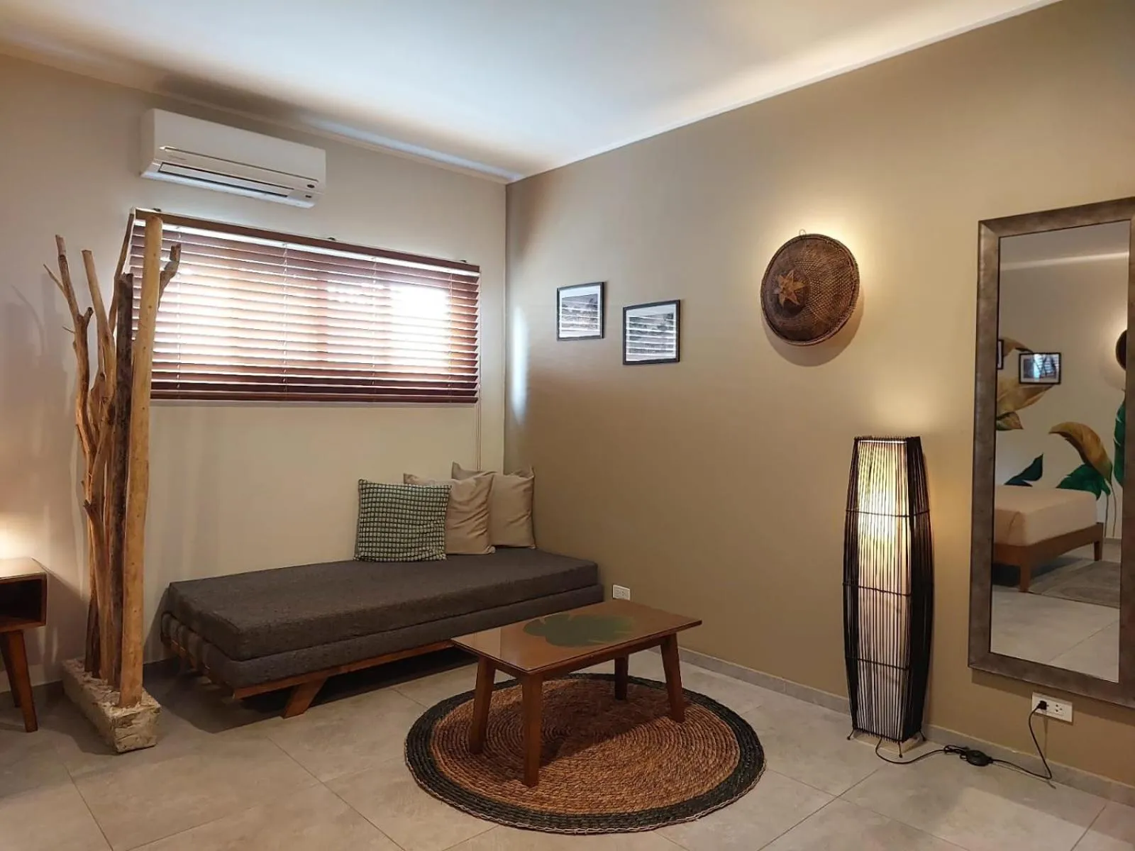 Halamanan Residences