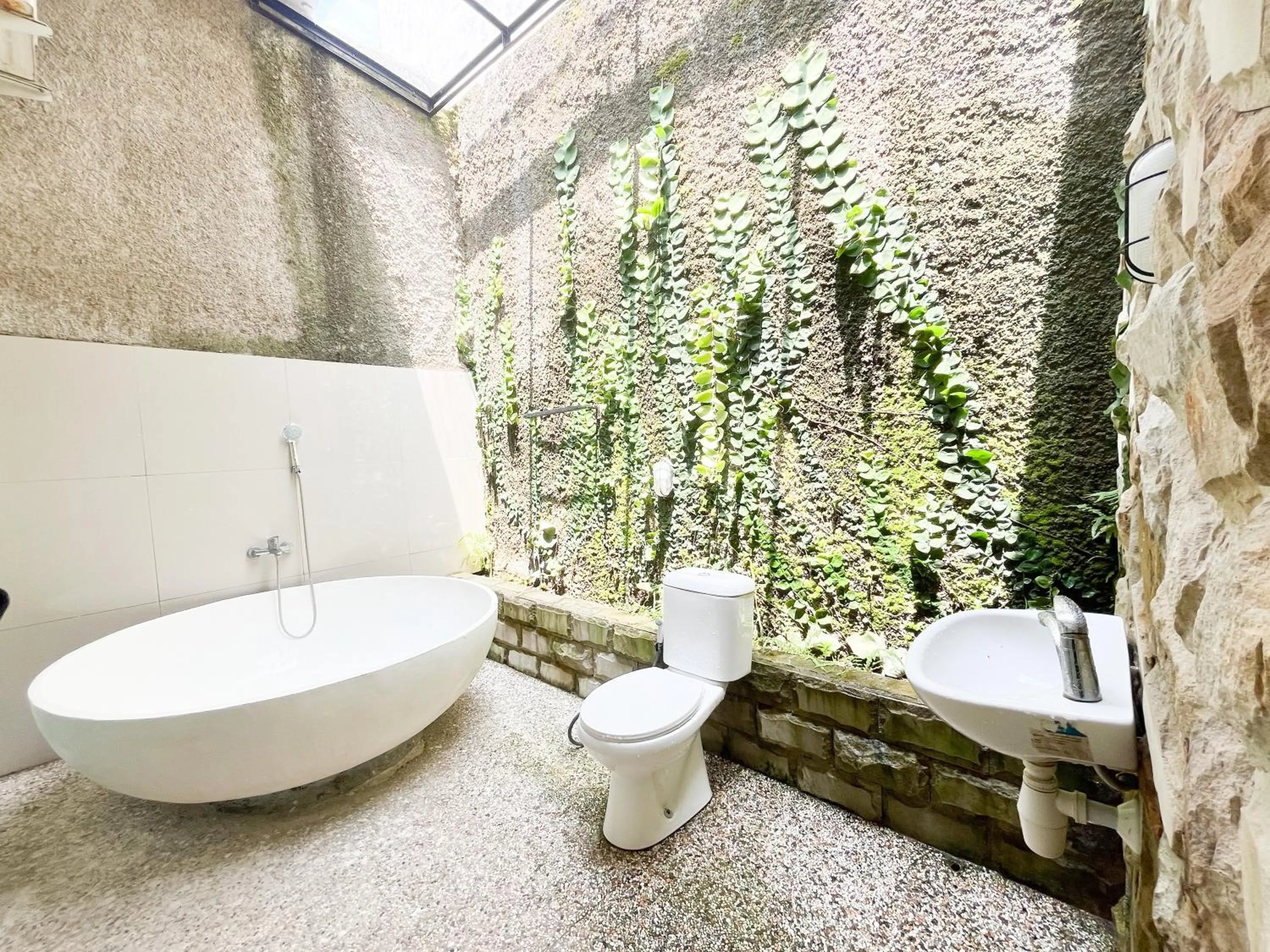 Bathroom in Sans Borobudur Homestay Banyuwangi