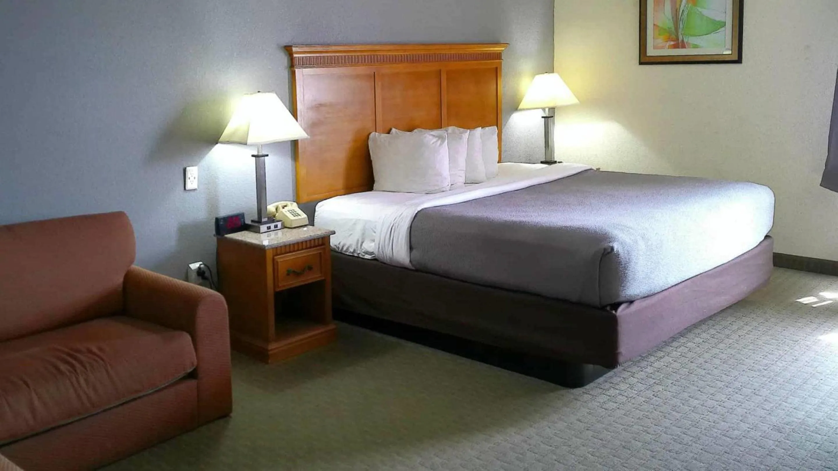 Bedroom in Quality Inn & Suites Indianapolis Northwest
