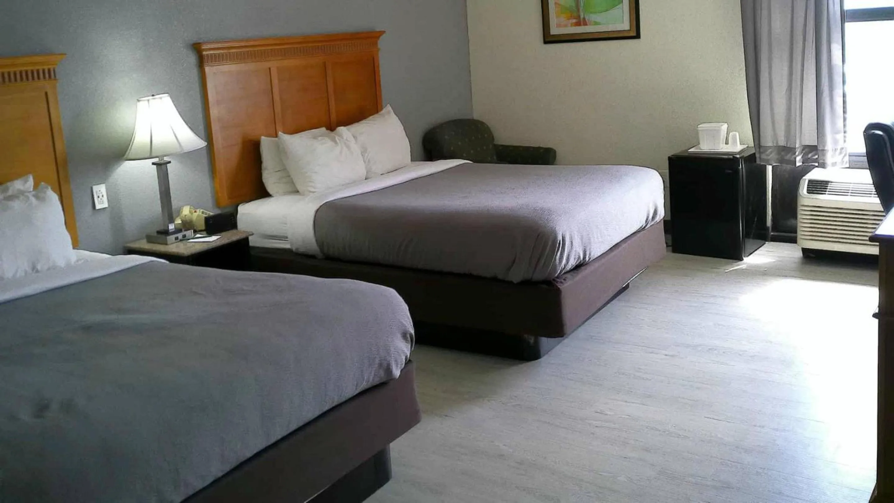 Bedroom in Quality Inn & Suites Indianapolis Northwest