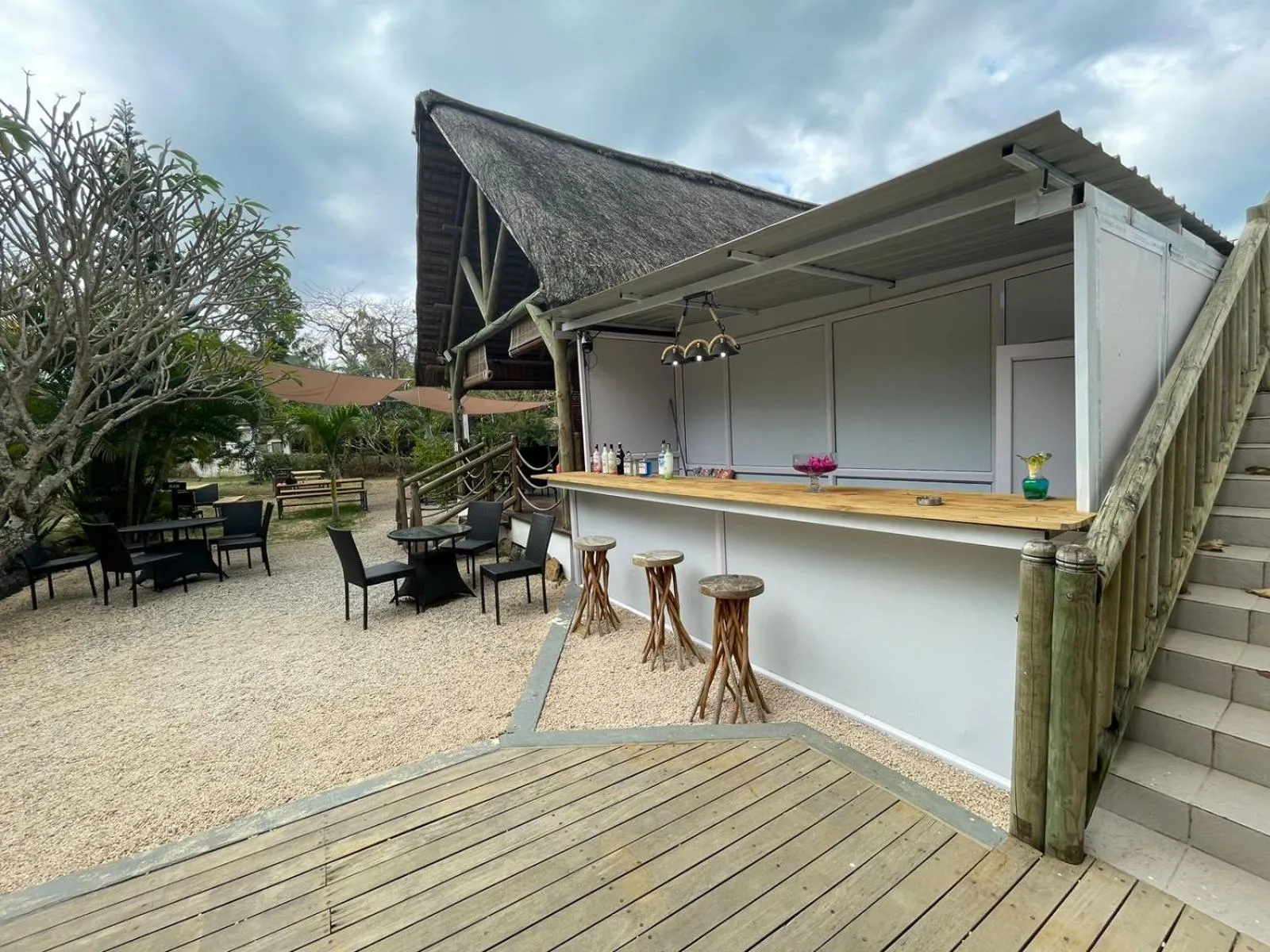 Restaurant/places to eat in The Garden Lodge Pereybere - Piscine & Jardin