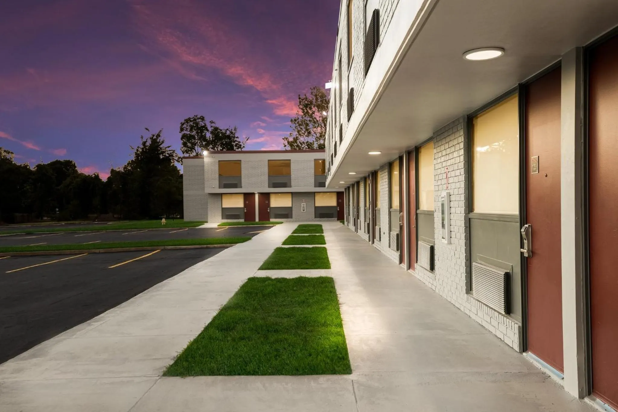 Facade/entrance in Red Roof Inn Alexandria, LA