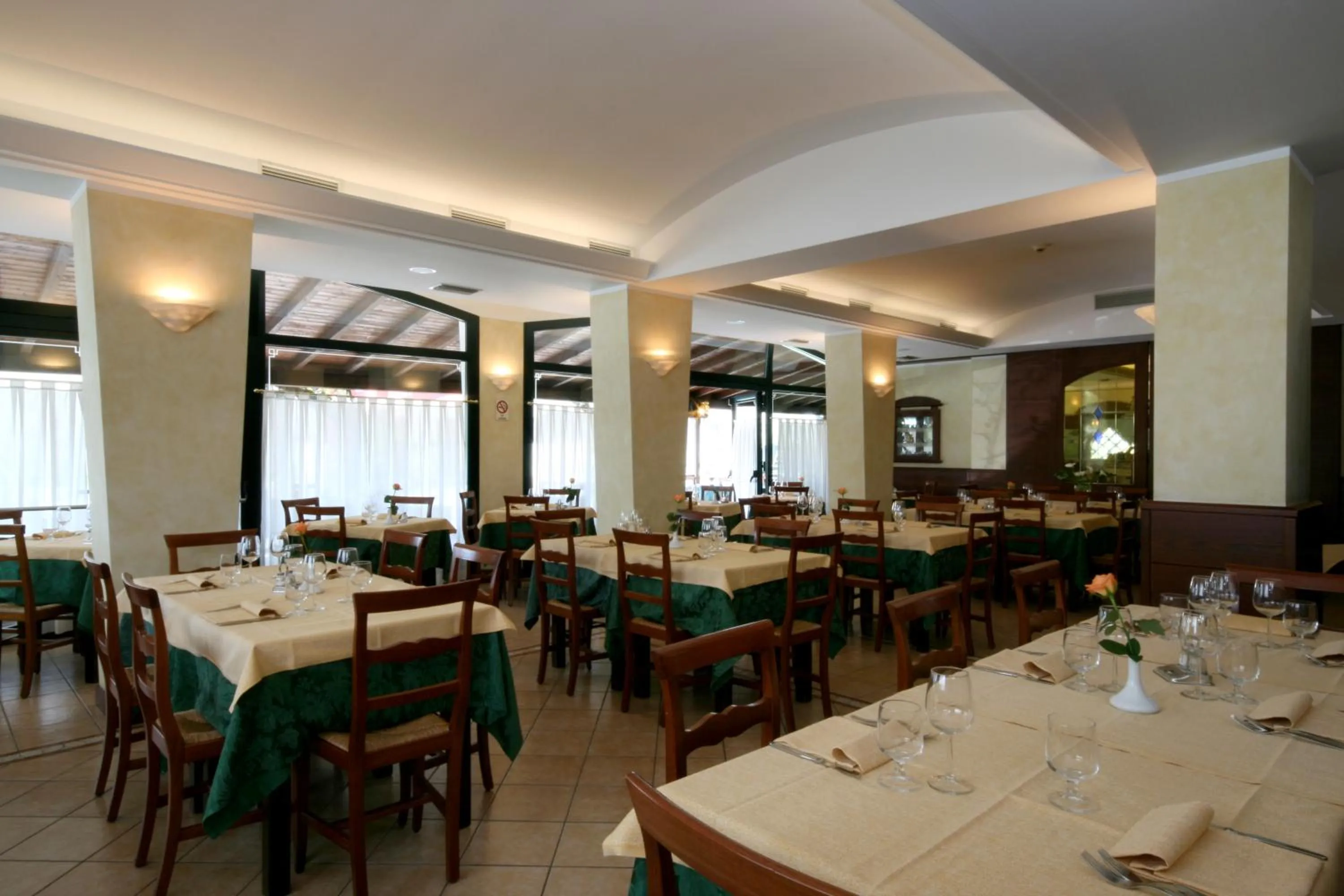 Restaurant/places to eat in Hotel Al Fogo