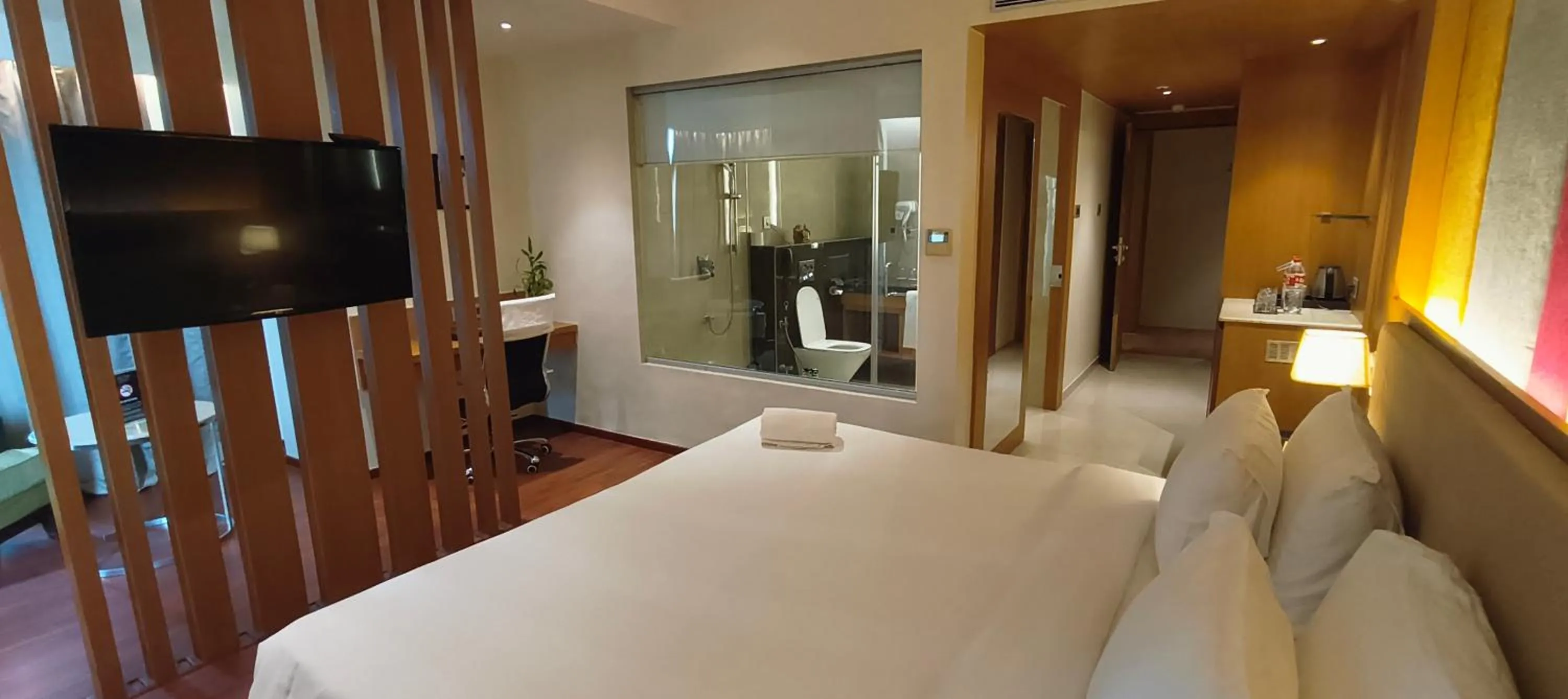 Photo of the whole room, Bed in The Fern, Kolhapur, Series by Marriott