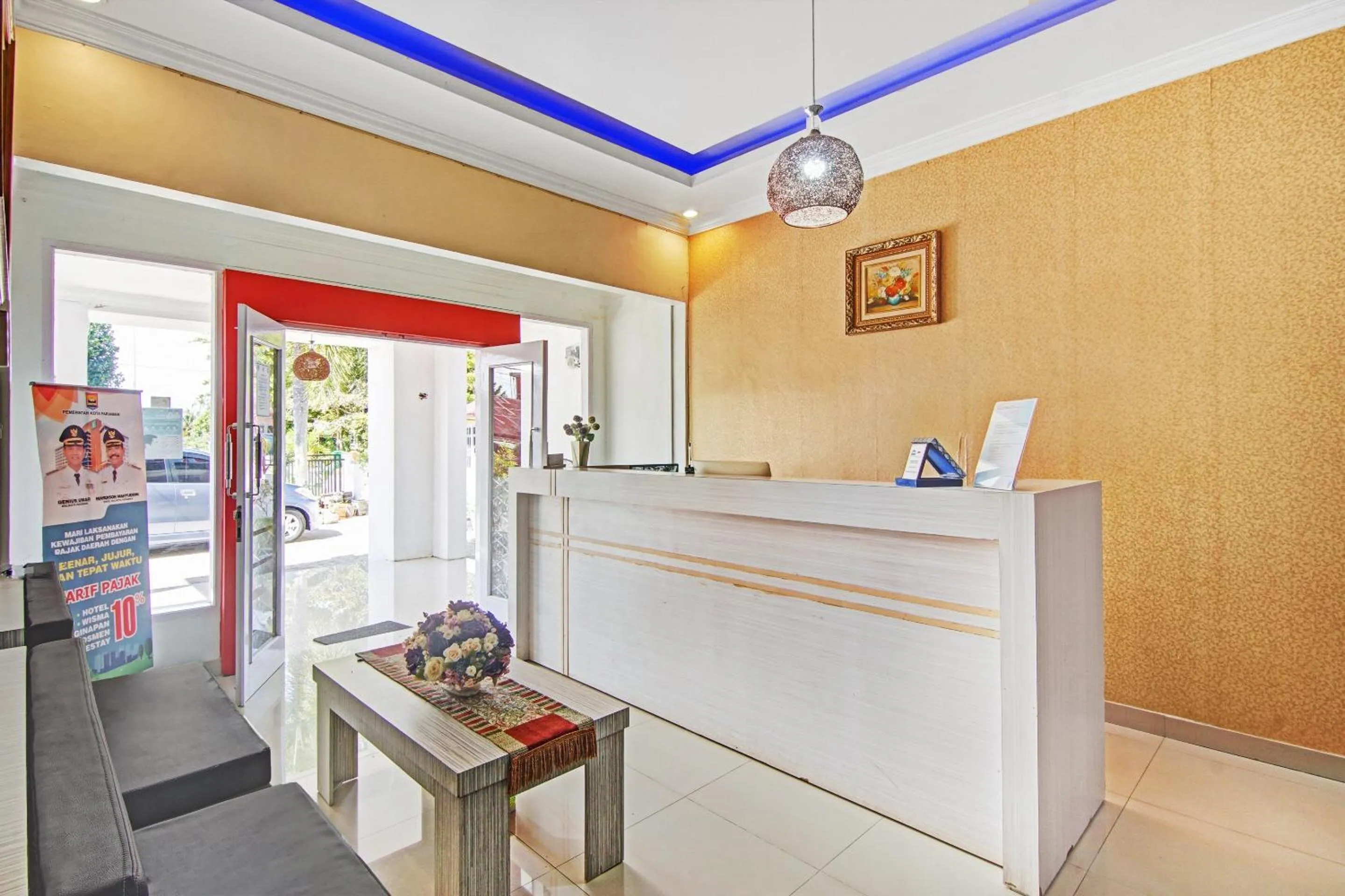 Lobby or reception in Hotel Shafira Pariaman Syariah Mitra RedDoorz