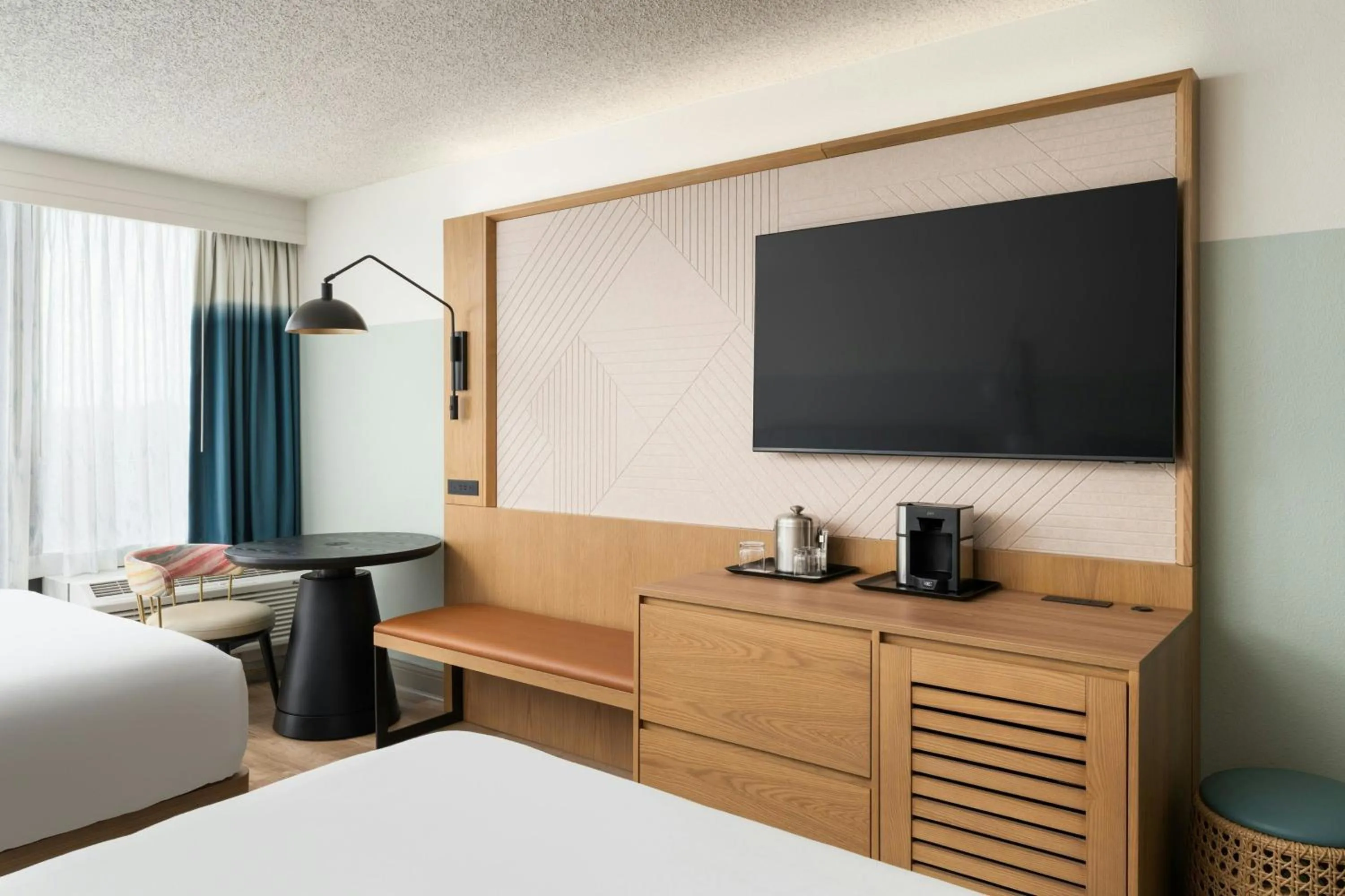 Photo of the whole room, Bed in Sheraton Orlando Lake Buena Vista Resort