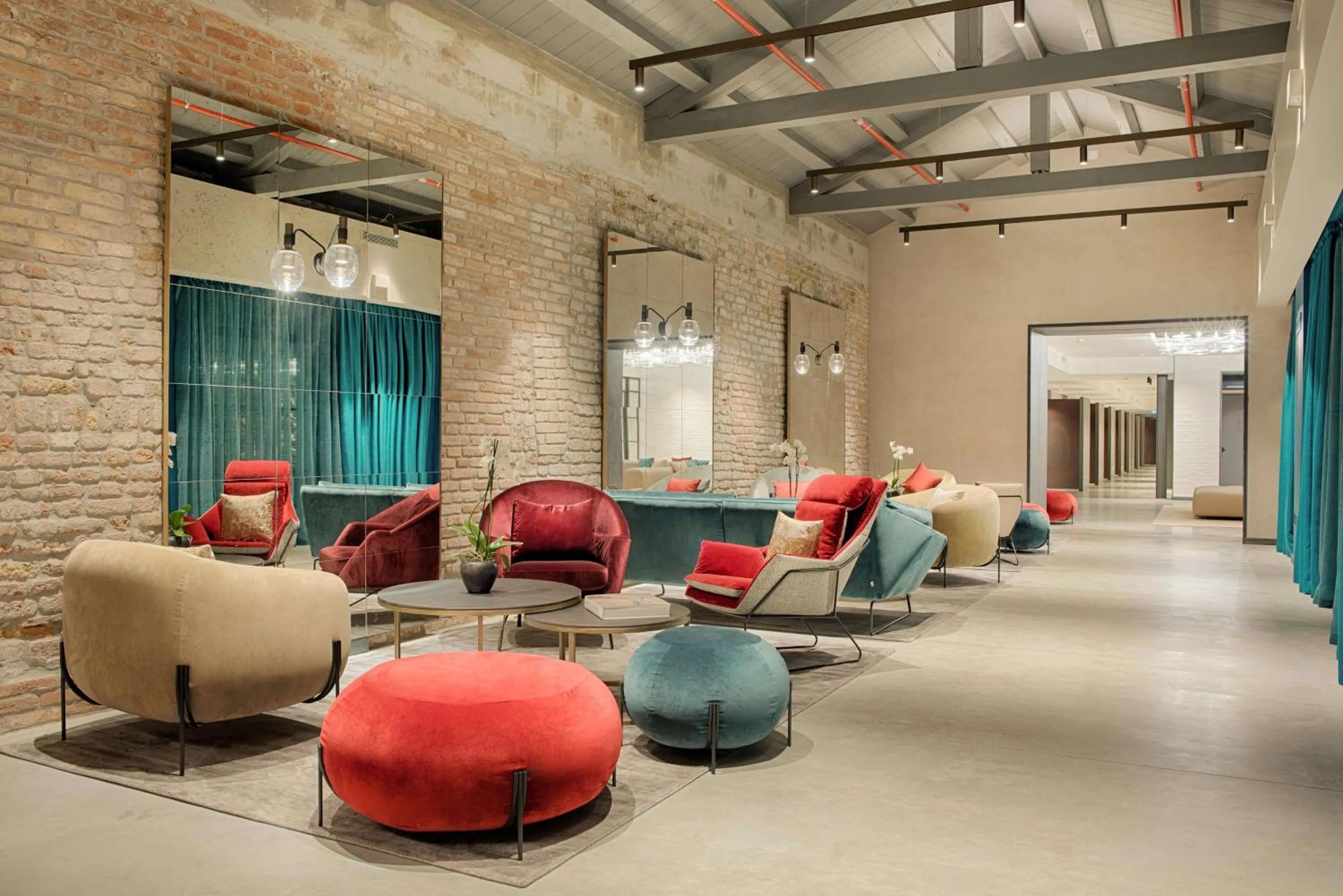 Lobby or reception in NH Collection Murano Villa