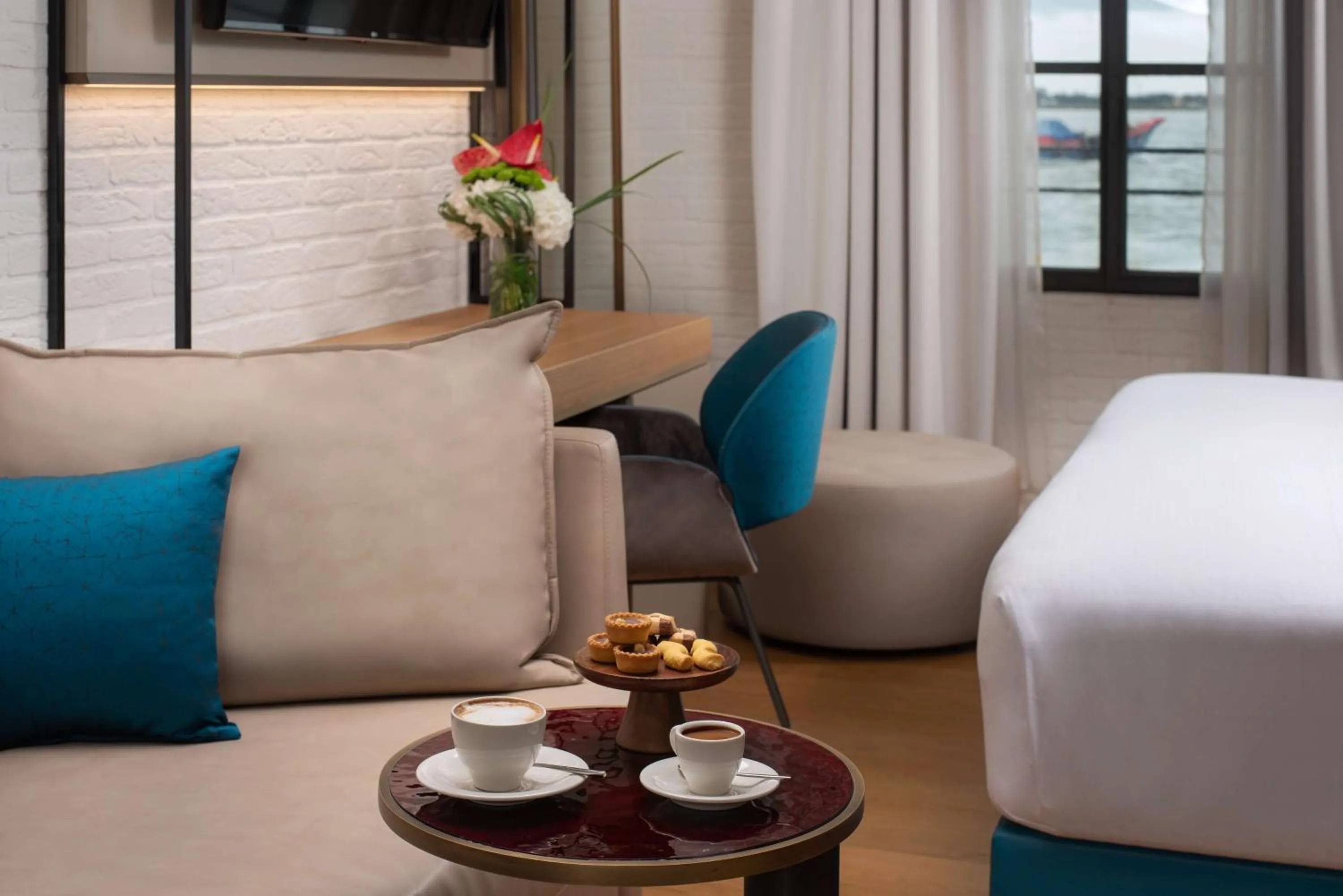 Bedroom, Bed in NH Collection Murano Villa