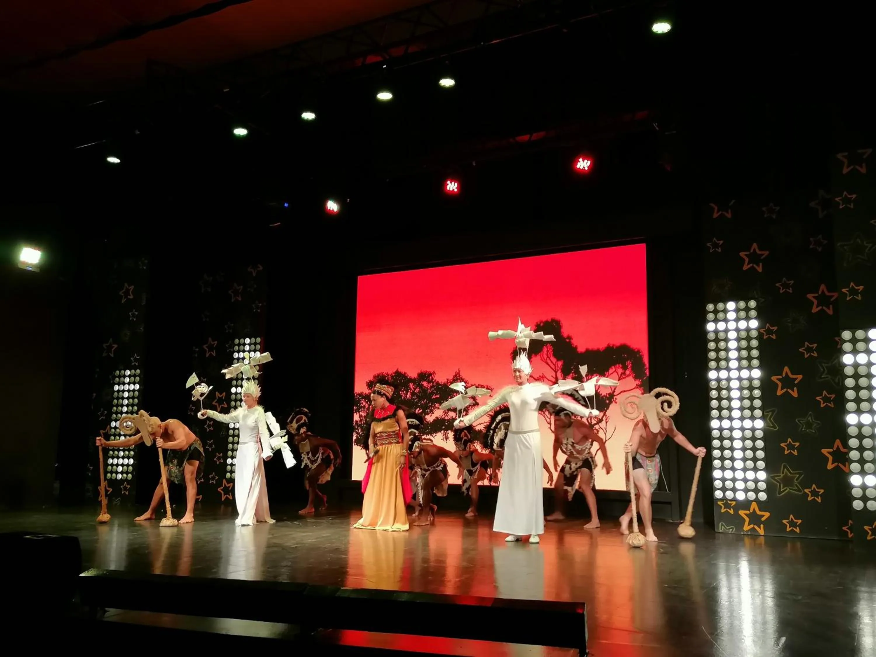 Evening entertainment in TUI MAGIC LIFE Kalawy