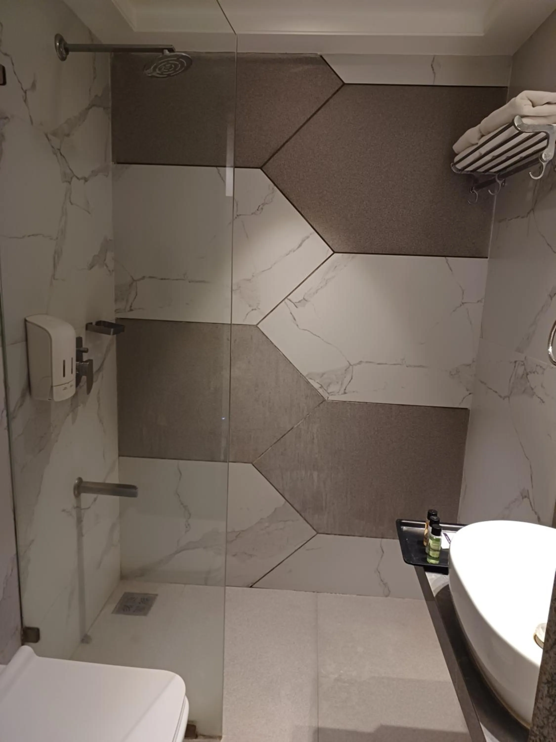 Bathroom in Click Hotel Aurangabad