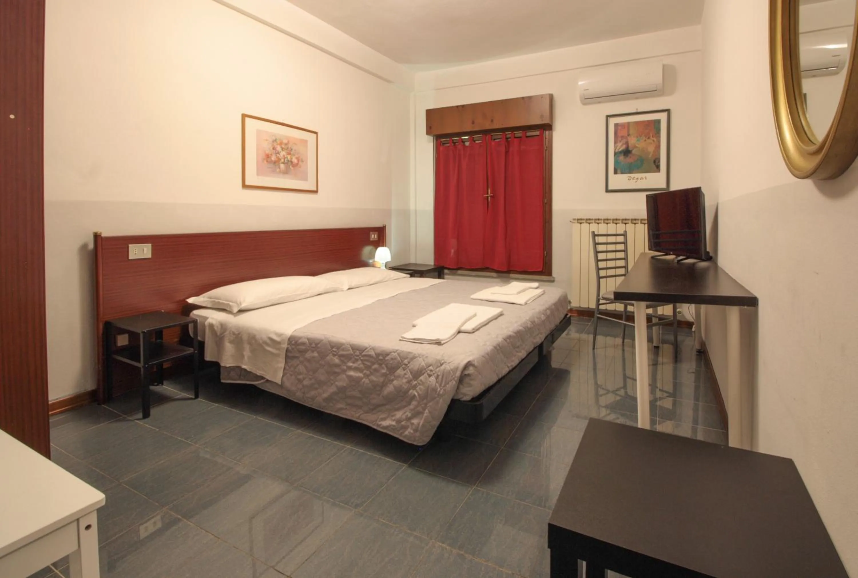 Photo of the whole room, Bed in Hotel Rose&Crown