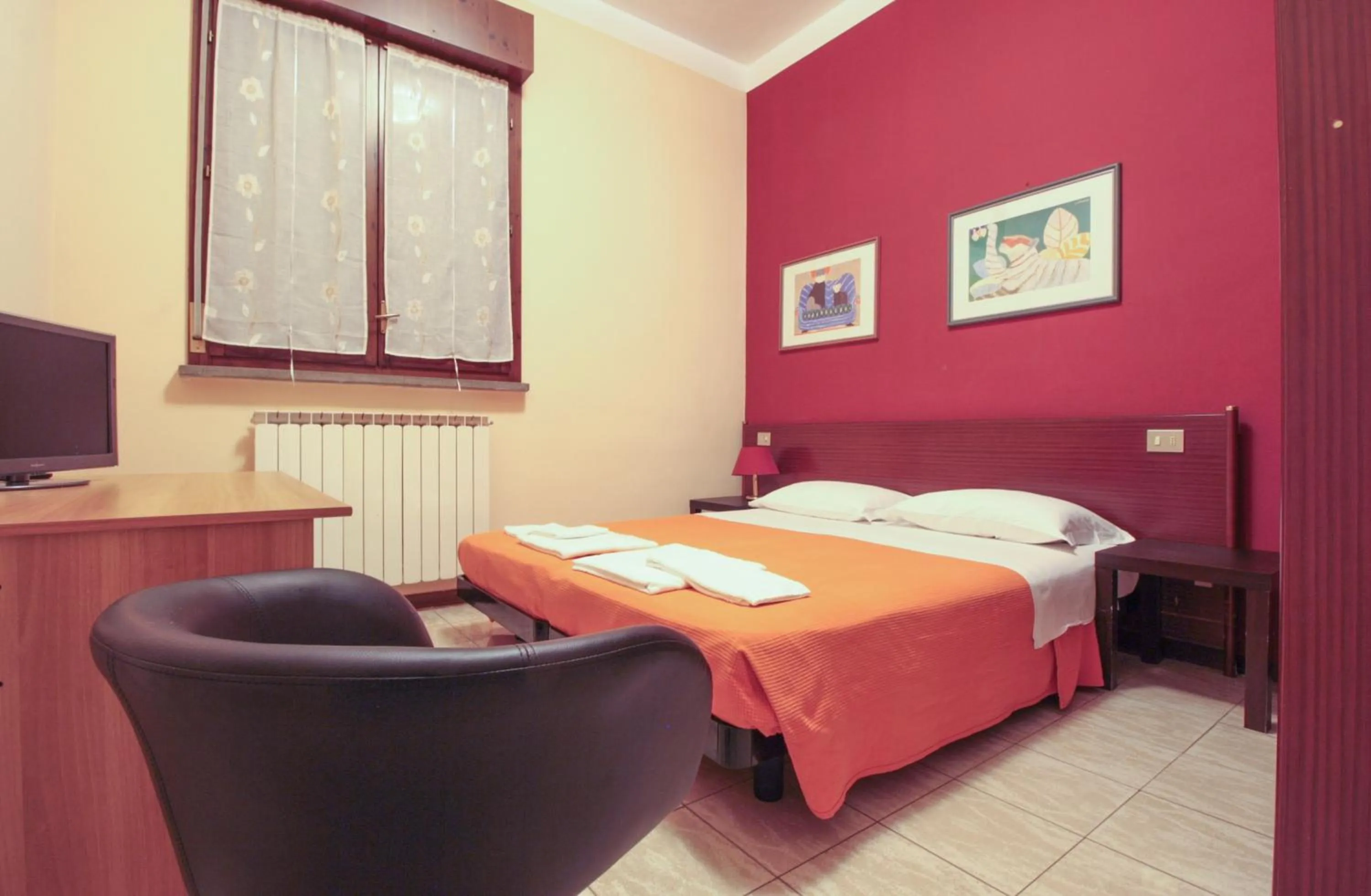 Photo of the whole room, Bed in Hotel Rose&Crown