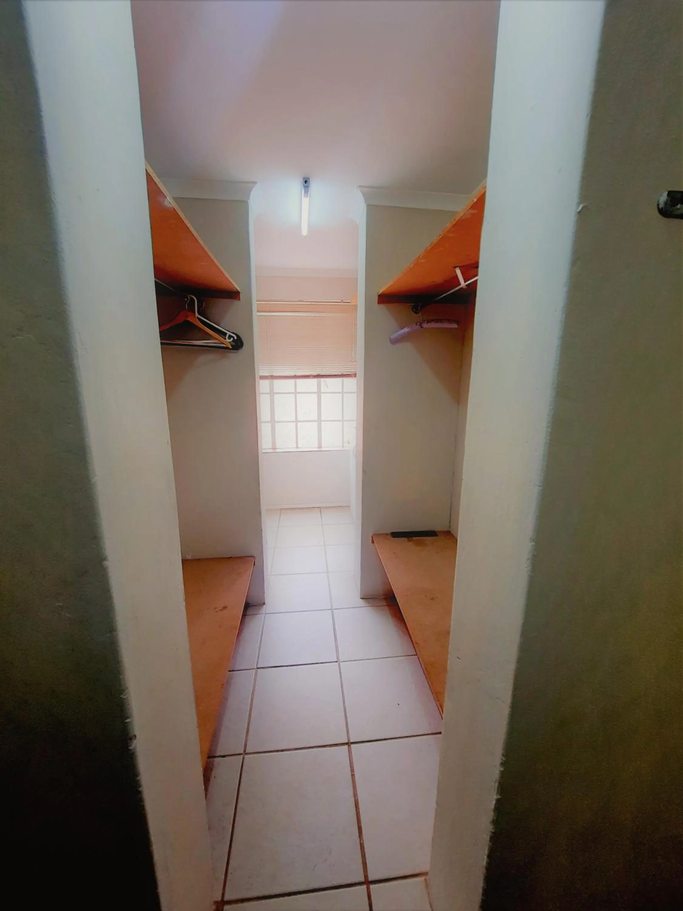 wardrobe in Highlands Creek Self Catering Accommodation