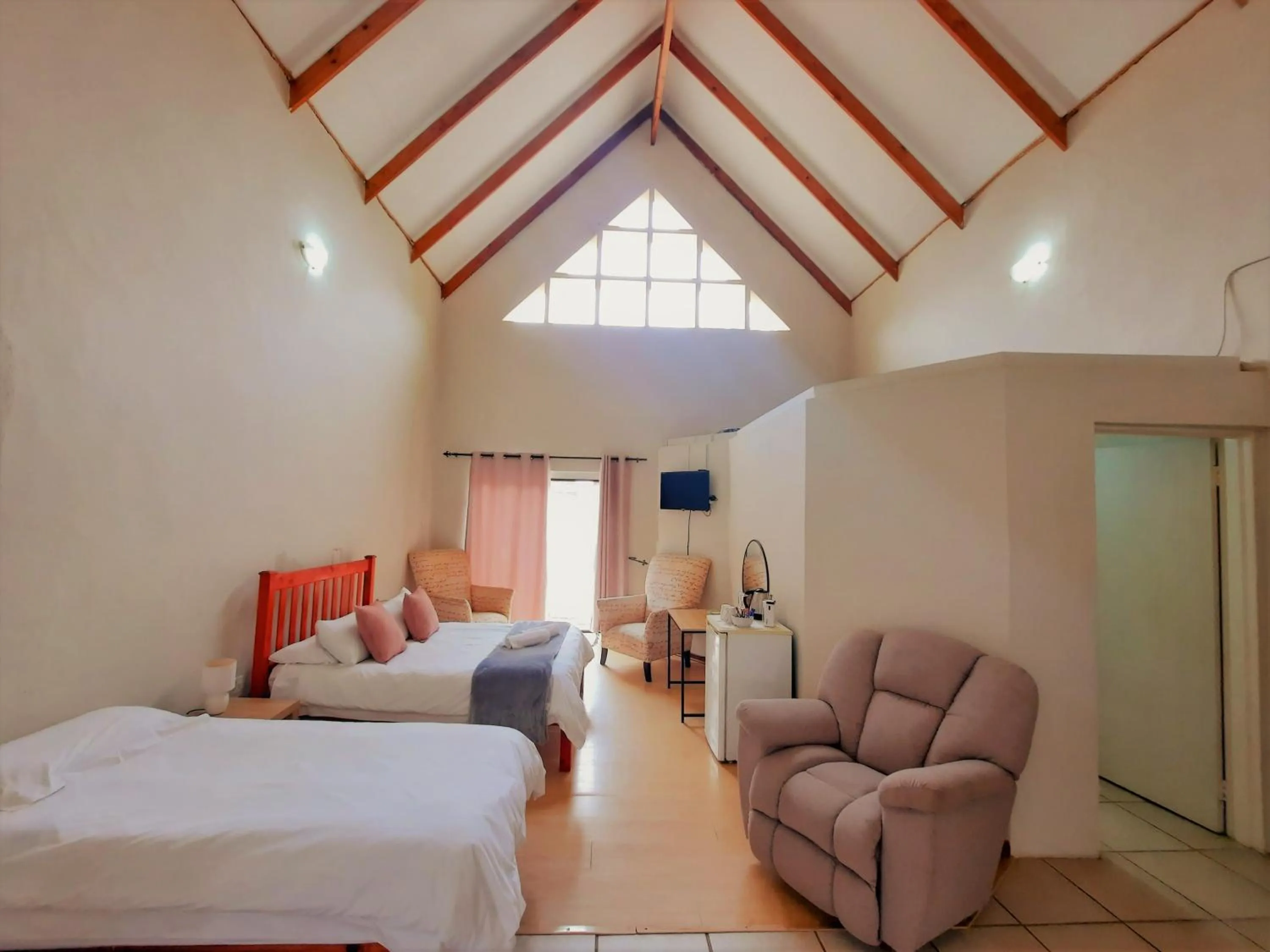 Bedroom, Bed in Highlands Creek Self Catering Accommodation