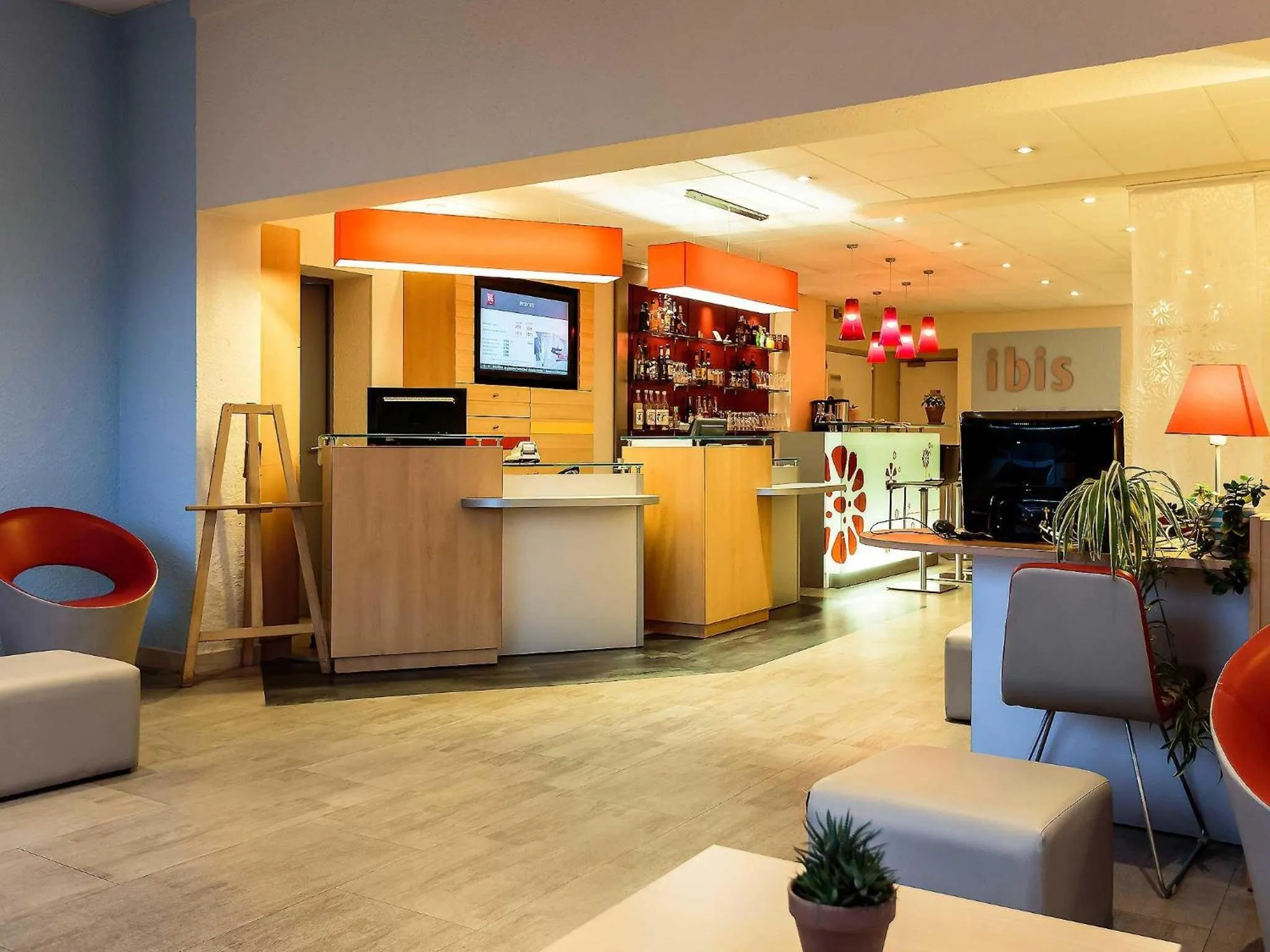 Property building in ibis Clermont Ferrand Sud Herbet