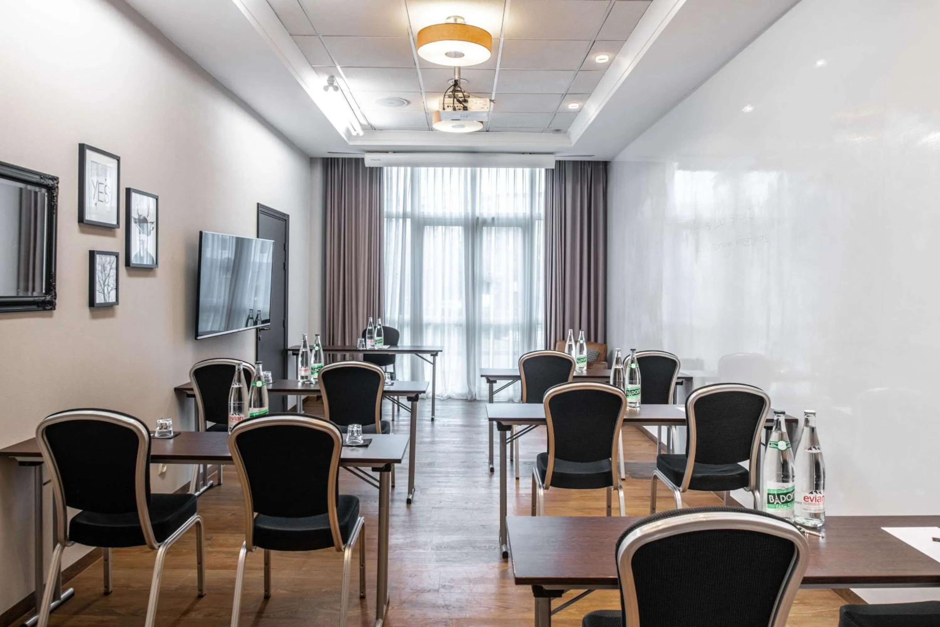 Meeting/conference room in pentahotel Paris Charles de Gaulle