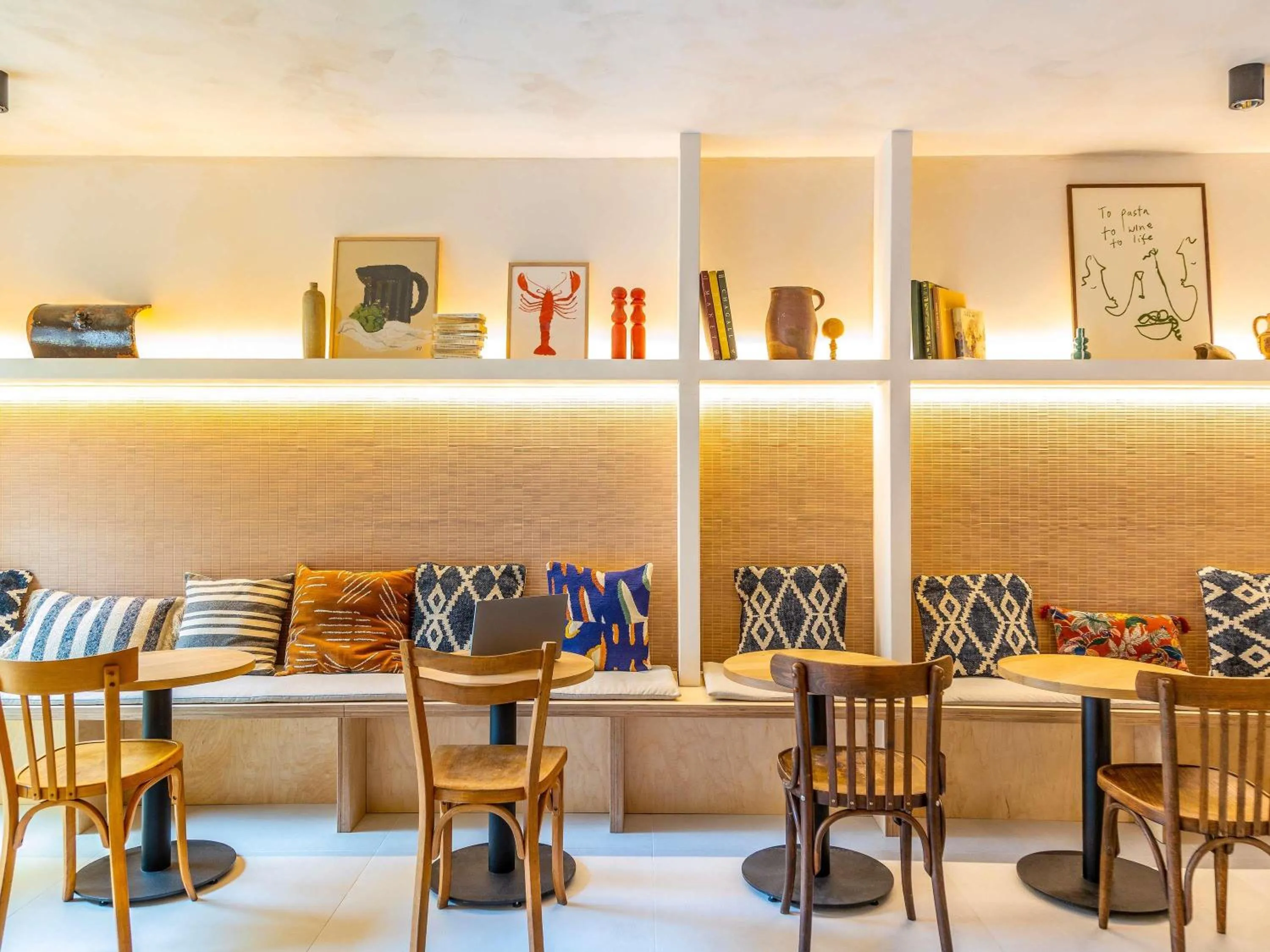 Breakfast in greet hotel Marseille Parc Chanot Velodrome