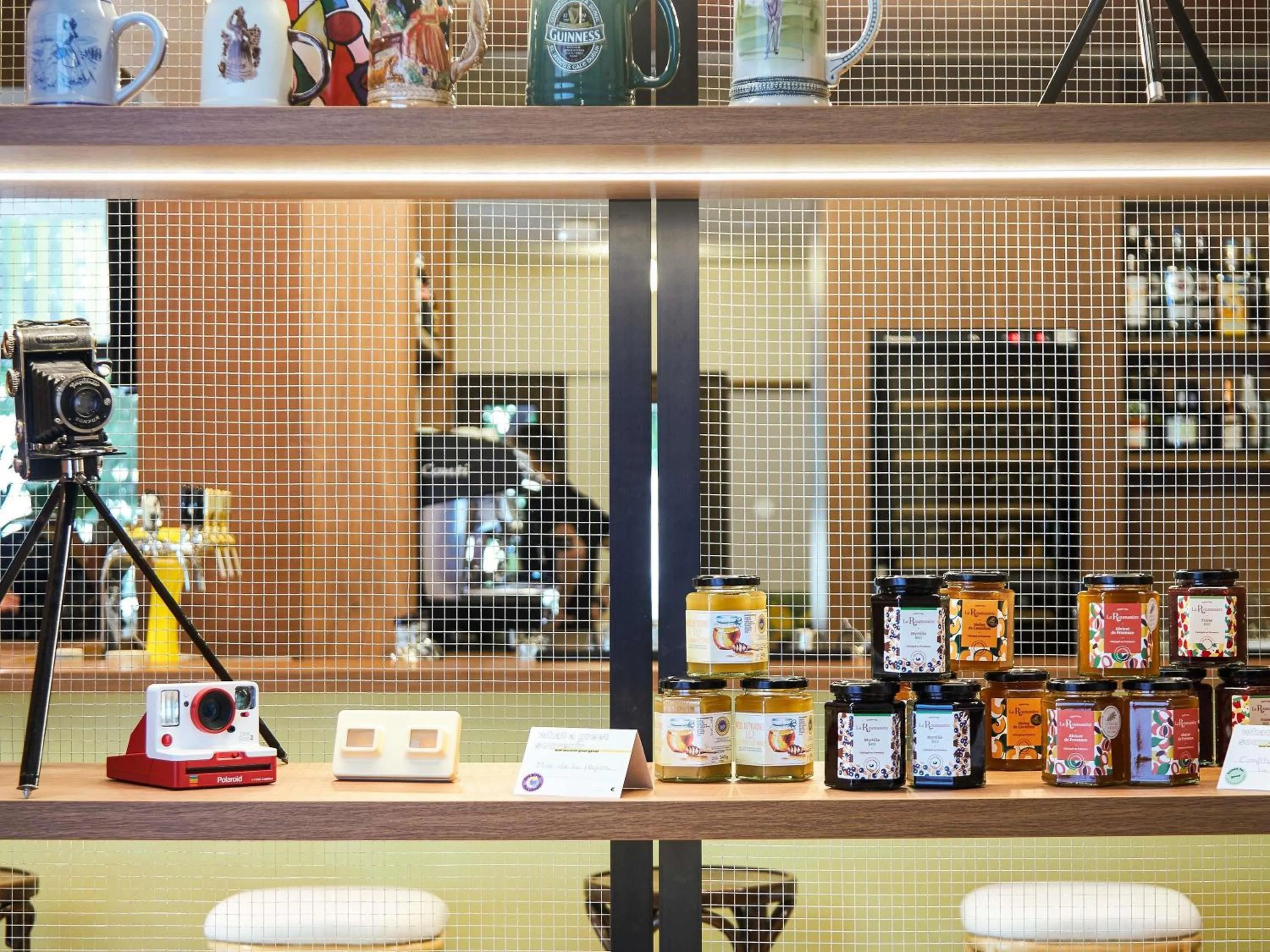 Lounge or bar in greet hotel Marseille Parc Chanot Velodrome